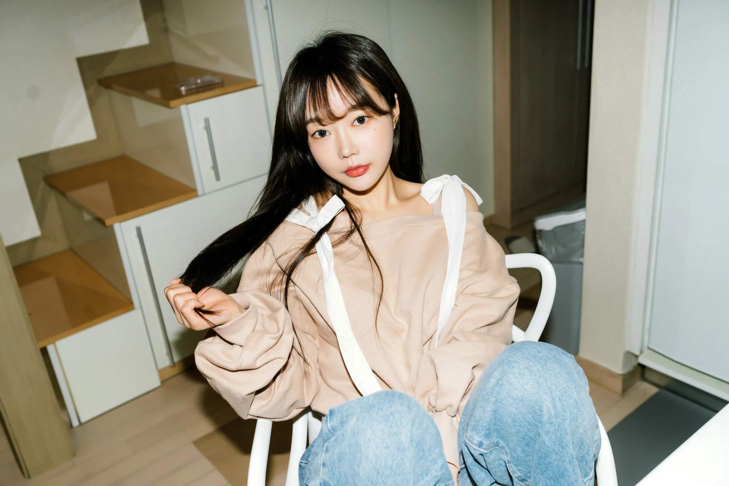 Jucy [쥬시] - Girlfriend’s Room [76P]