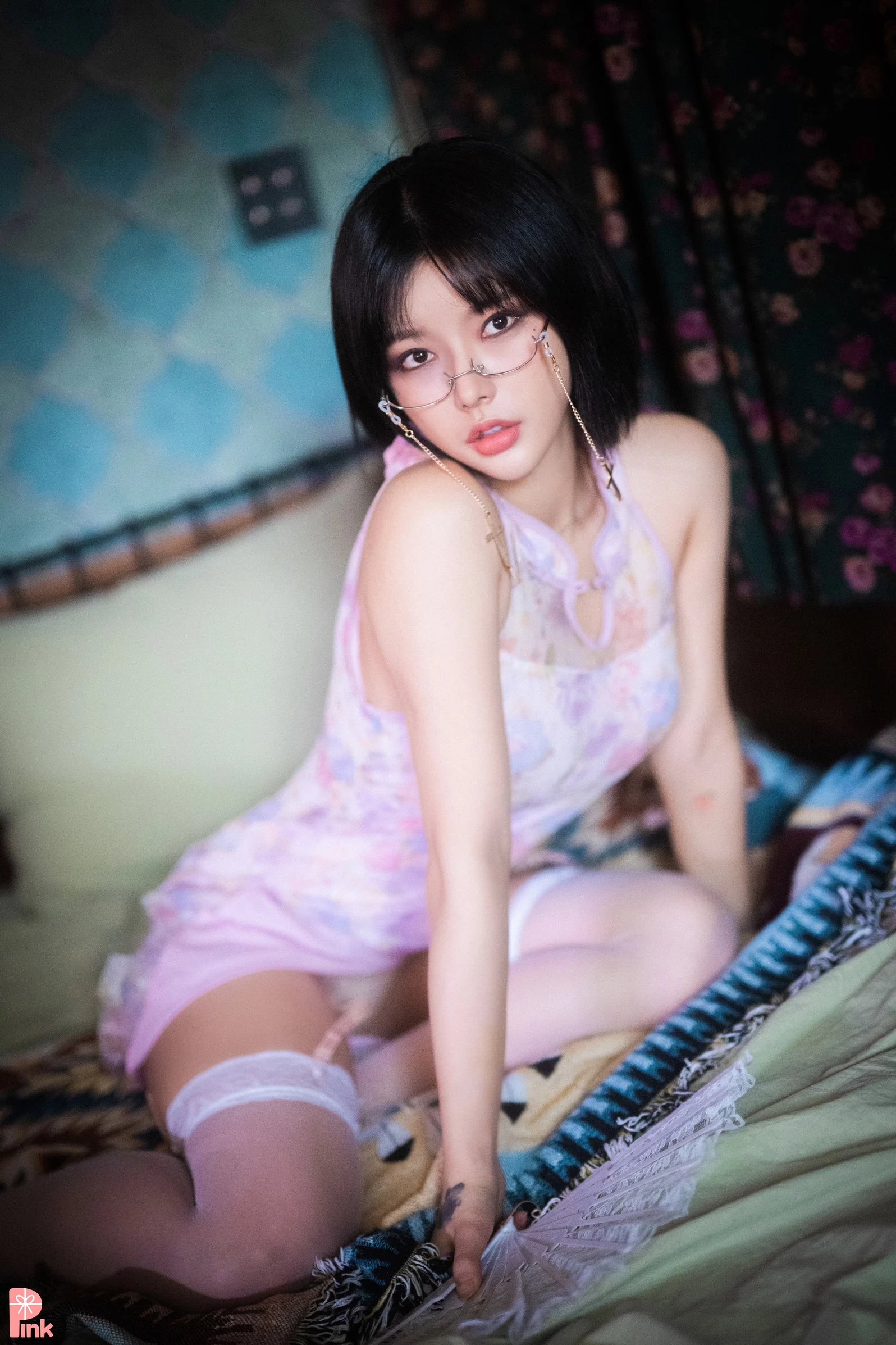 [PINK] U.Hwa [은유화] - Mood Pink [85P]