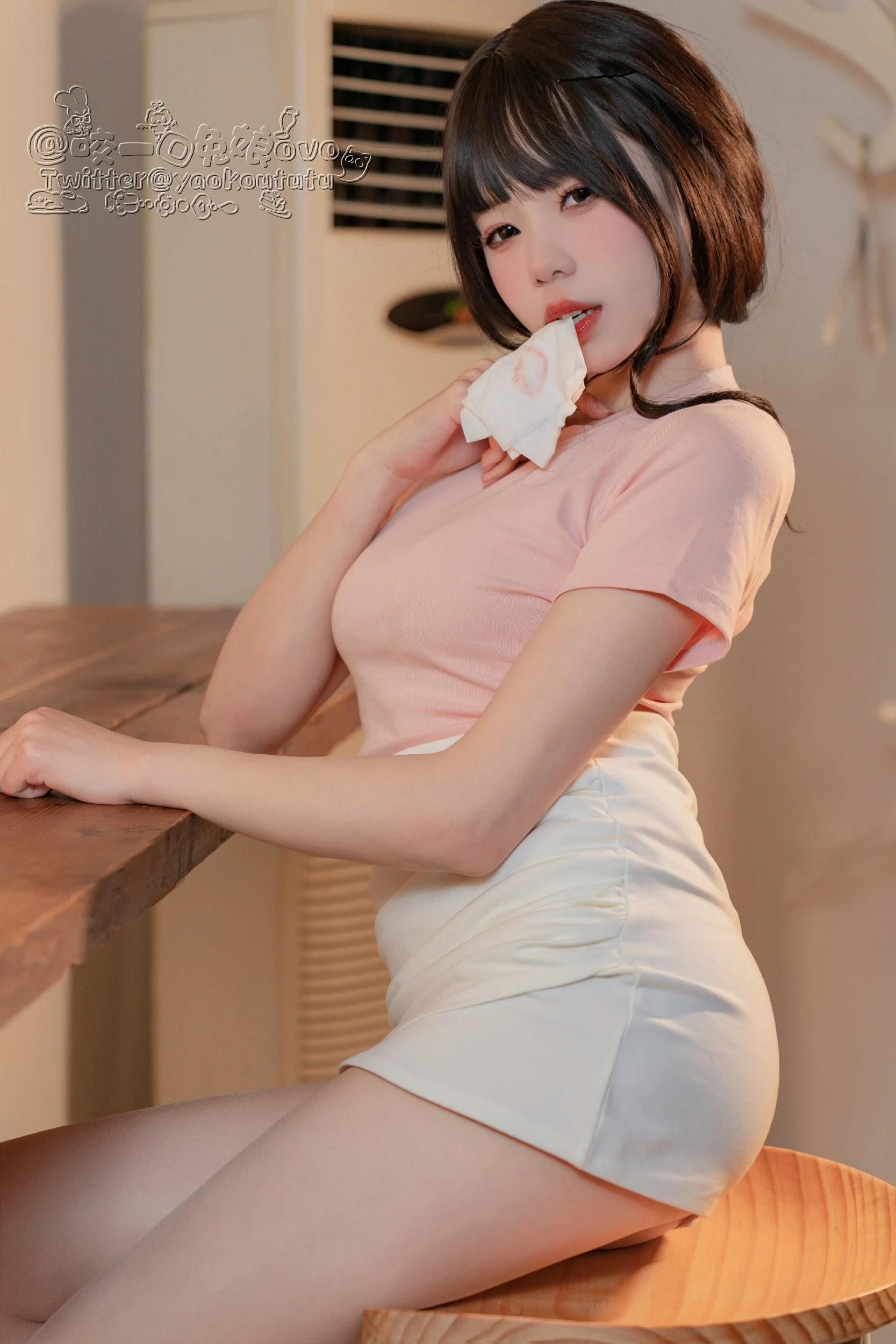 Coser@黏黏团子兔 - 回家的诱惑 [50P]