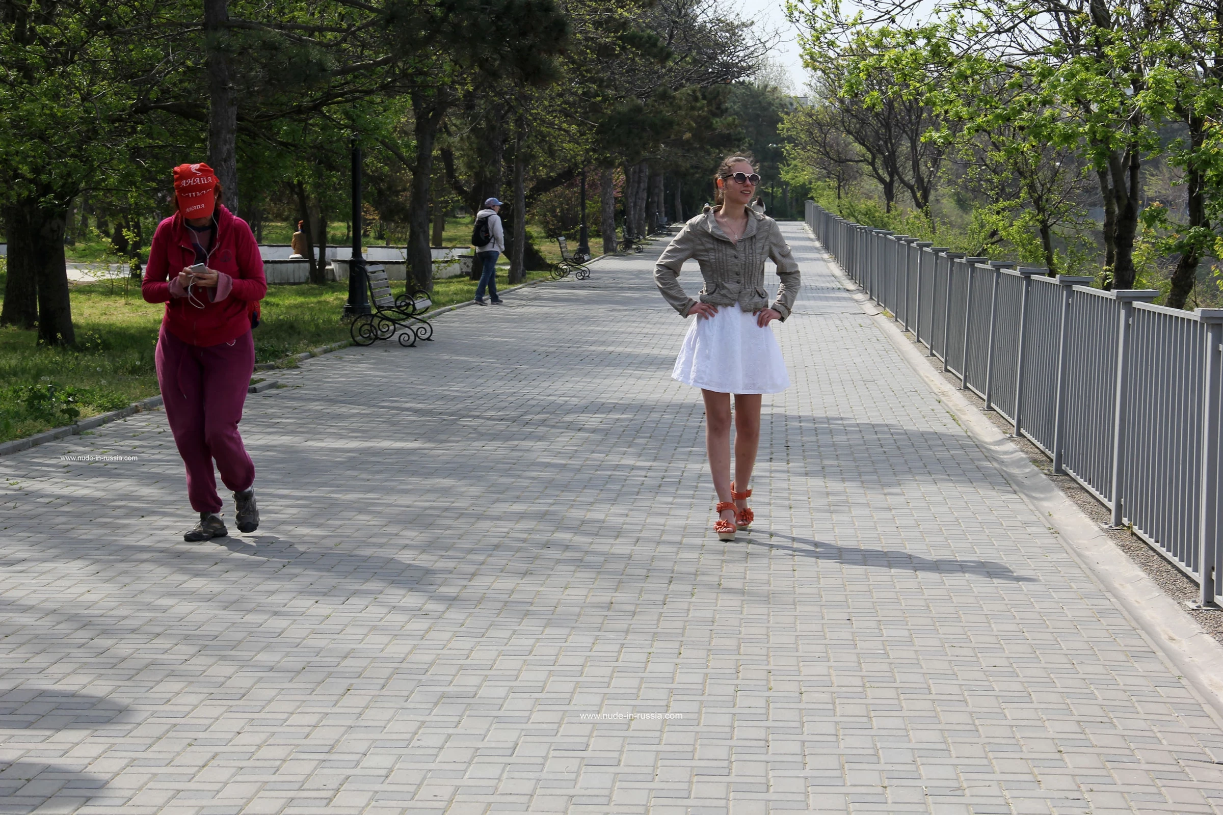 NudeInRussia Alisa Anapa Promenade [115P]