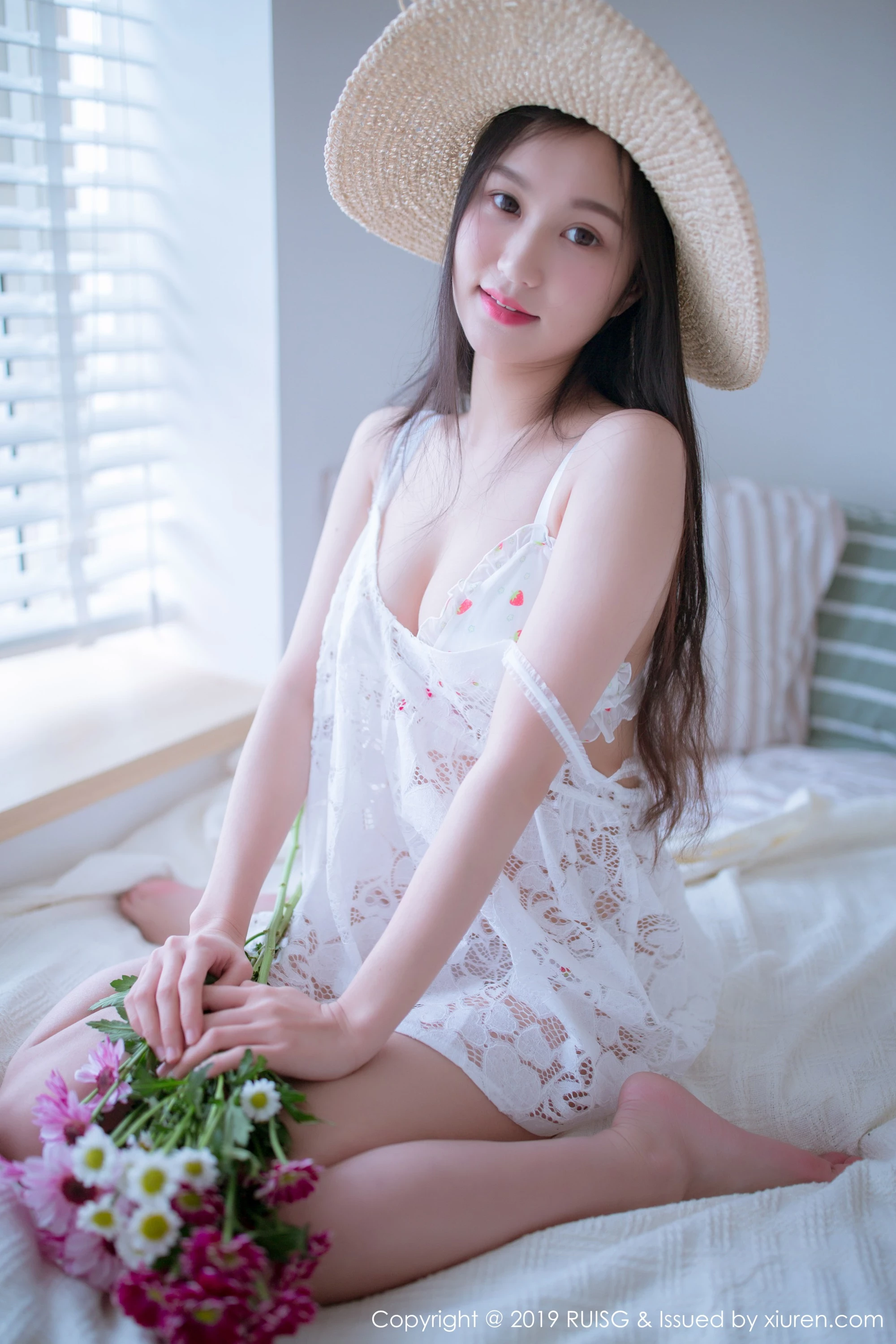 [RUISG瑞丝馆]2019.06.25 Vol.068 深紫Julie [50P]