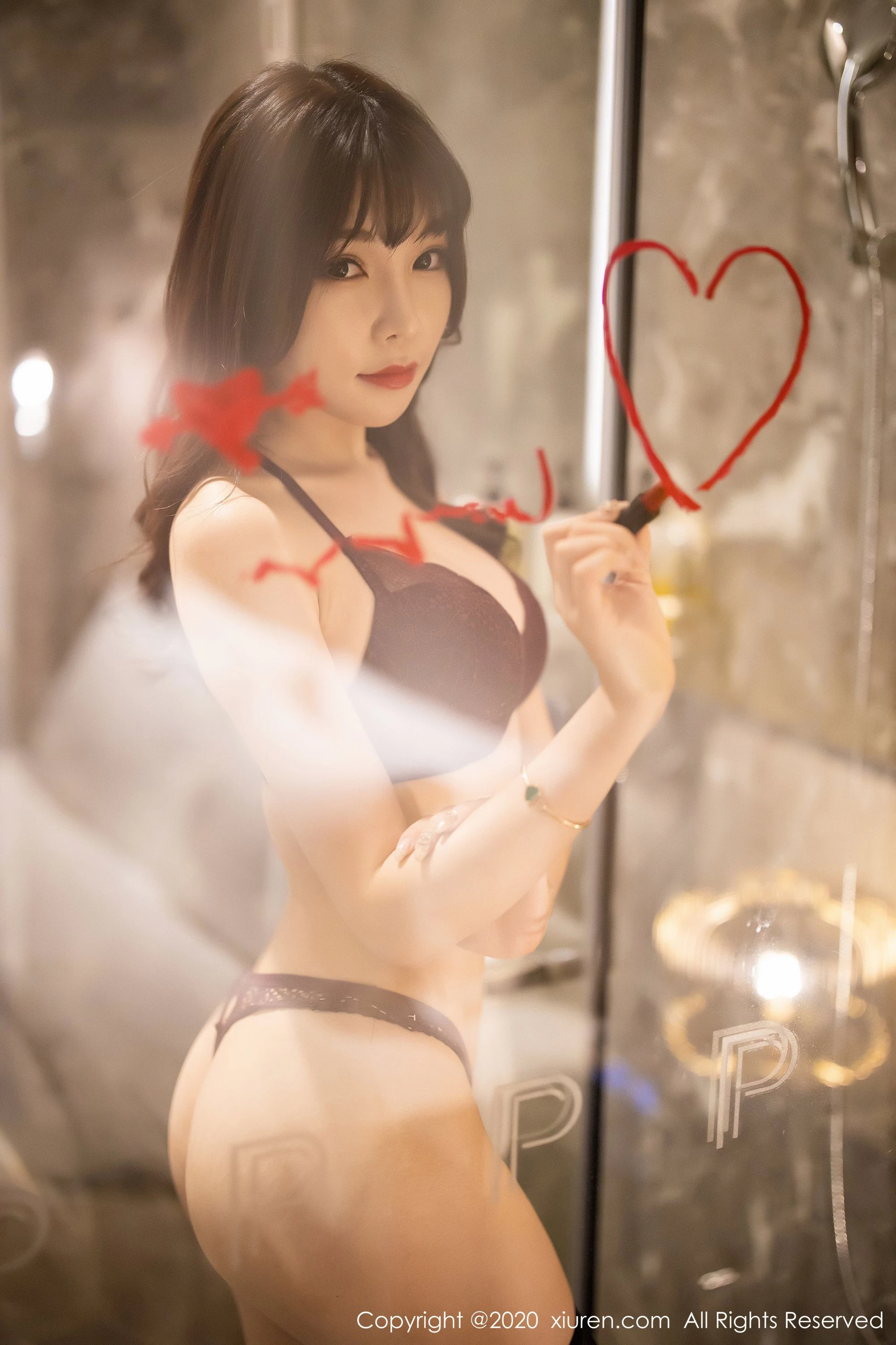 [Xiuren秀人网系列]2020.03.02 No.2019 芝芝Booty 性感写真[72P]