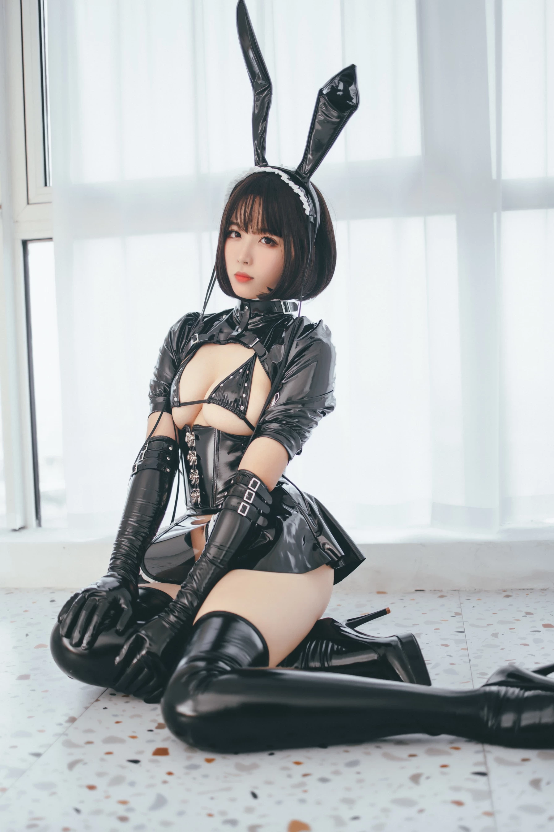 Xansoon 轩萧学姐 – Bunny girl maid 兔女郎女仆 [52P]