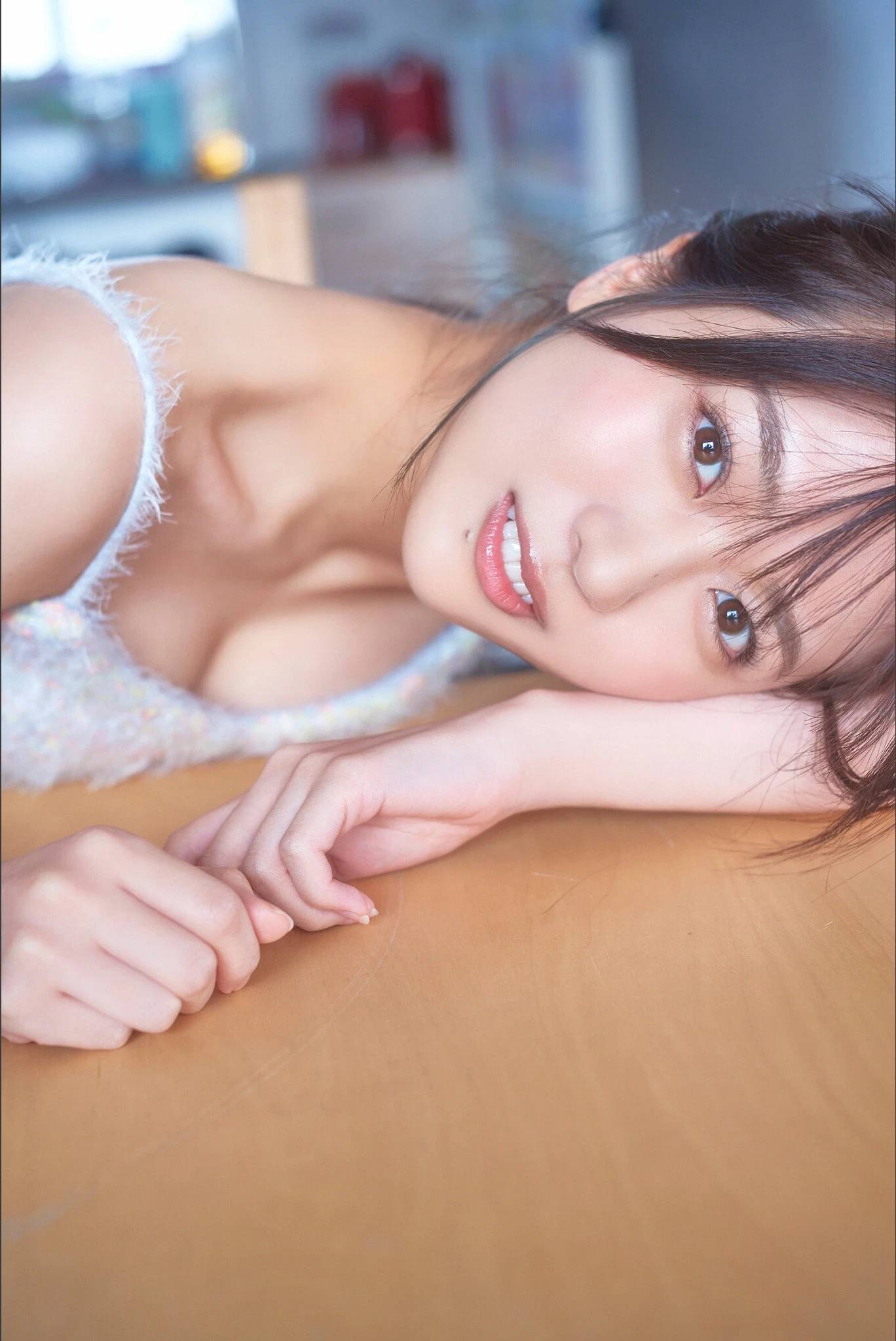 [篠崎彩奈] 甜美偶像绝美长相宛如真人洋娃娃 [34P]