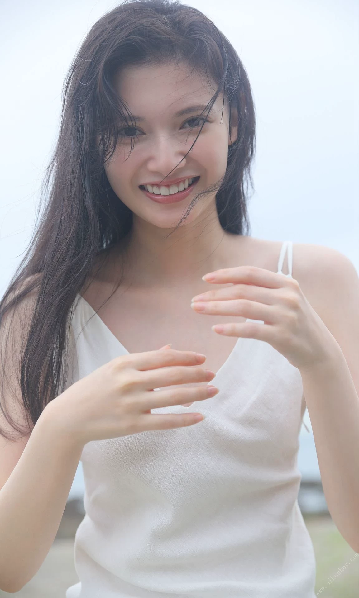 青岛心[绝狼ZERO寻海爱丽丝][Photobook] [デジタル限定]写真集“纯洁” [341P]