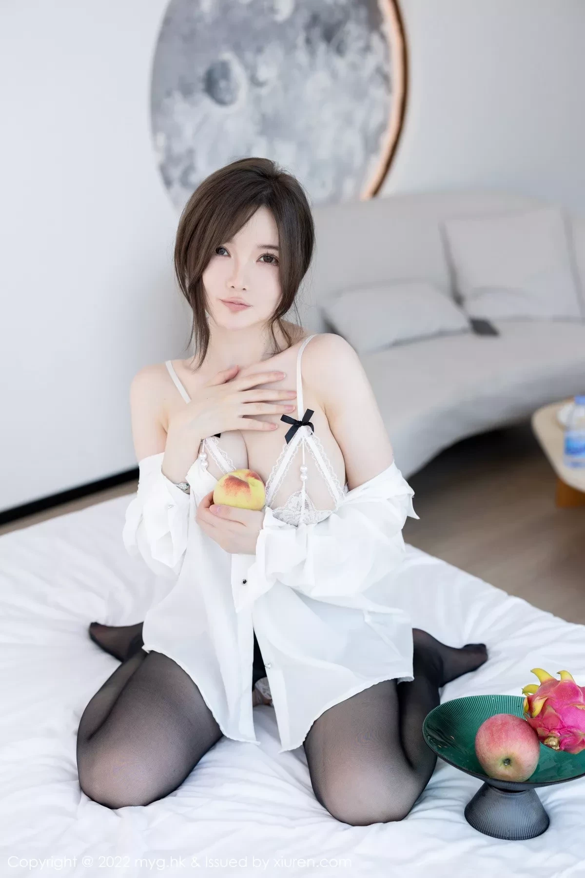 [MyGirl美媛馆]Vol.641_模特糯美子MINIbabe私房脱白纱衣露性感蕾丝内衣惹火诱惑写真59P