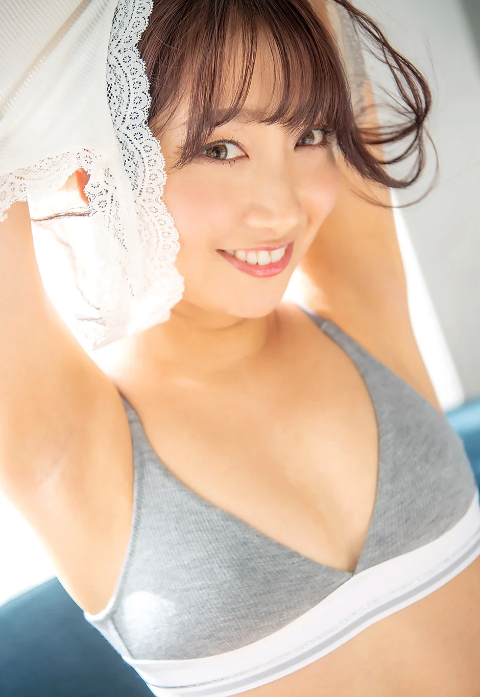 Anna Kami 加美杏奈 [124P]