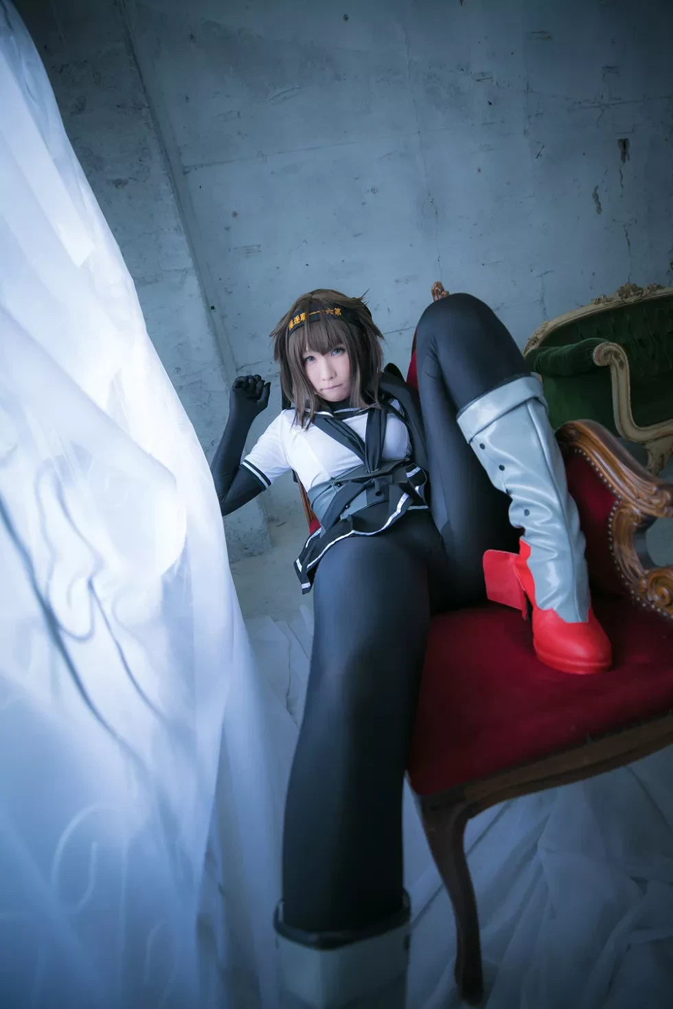 [Cosplay精选]COS正片《Suite2》图集红色内裤系列 黑色紧身衣诱惑写真330P