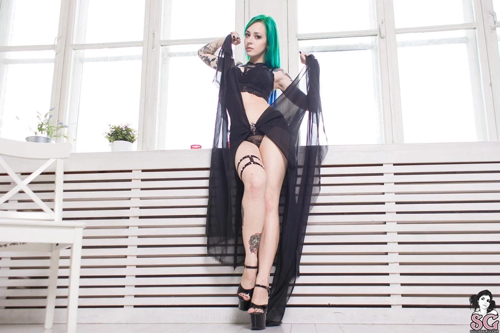 [Suicide Girls] JaneSinner - Darkness Inside