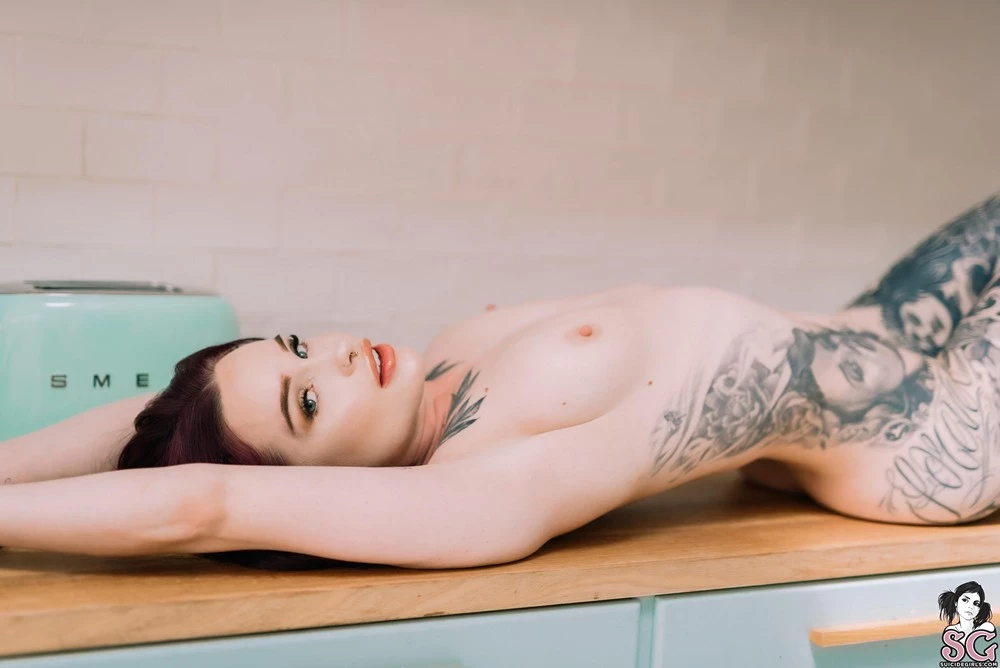 [Suicide Girls] Liajune - Lavender