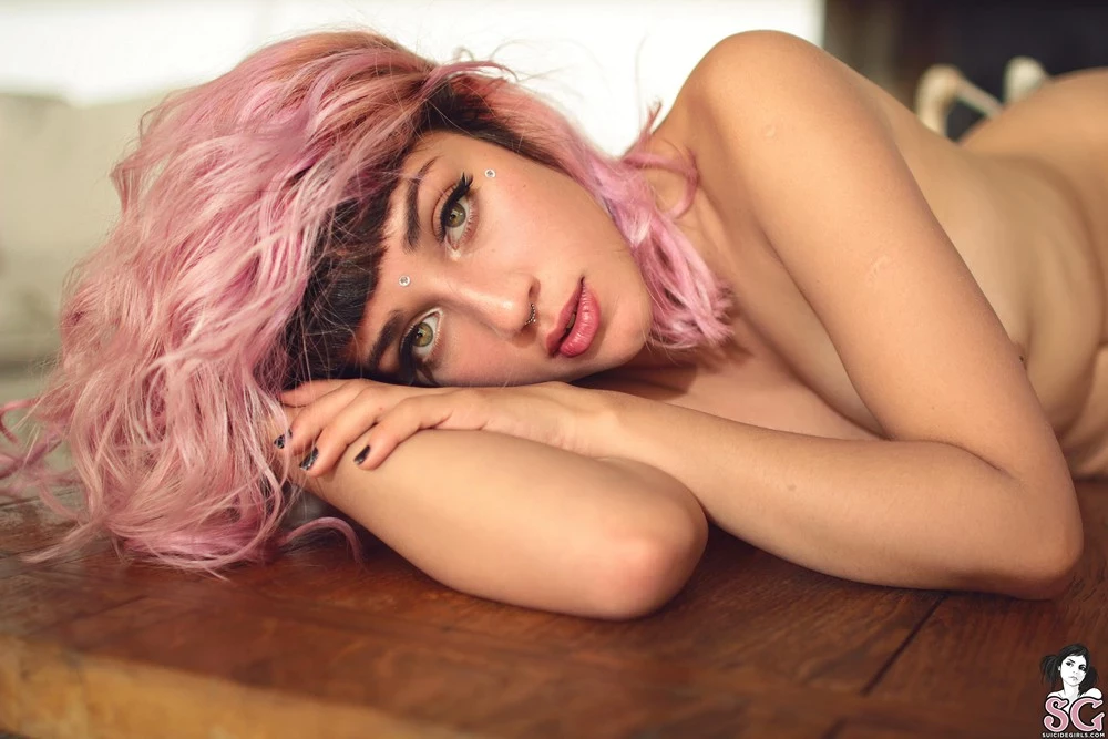 [Suicide Girls] Lovelace - Dreams In Pink