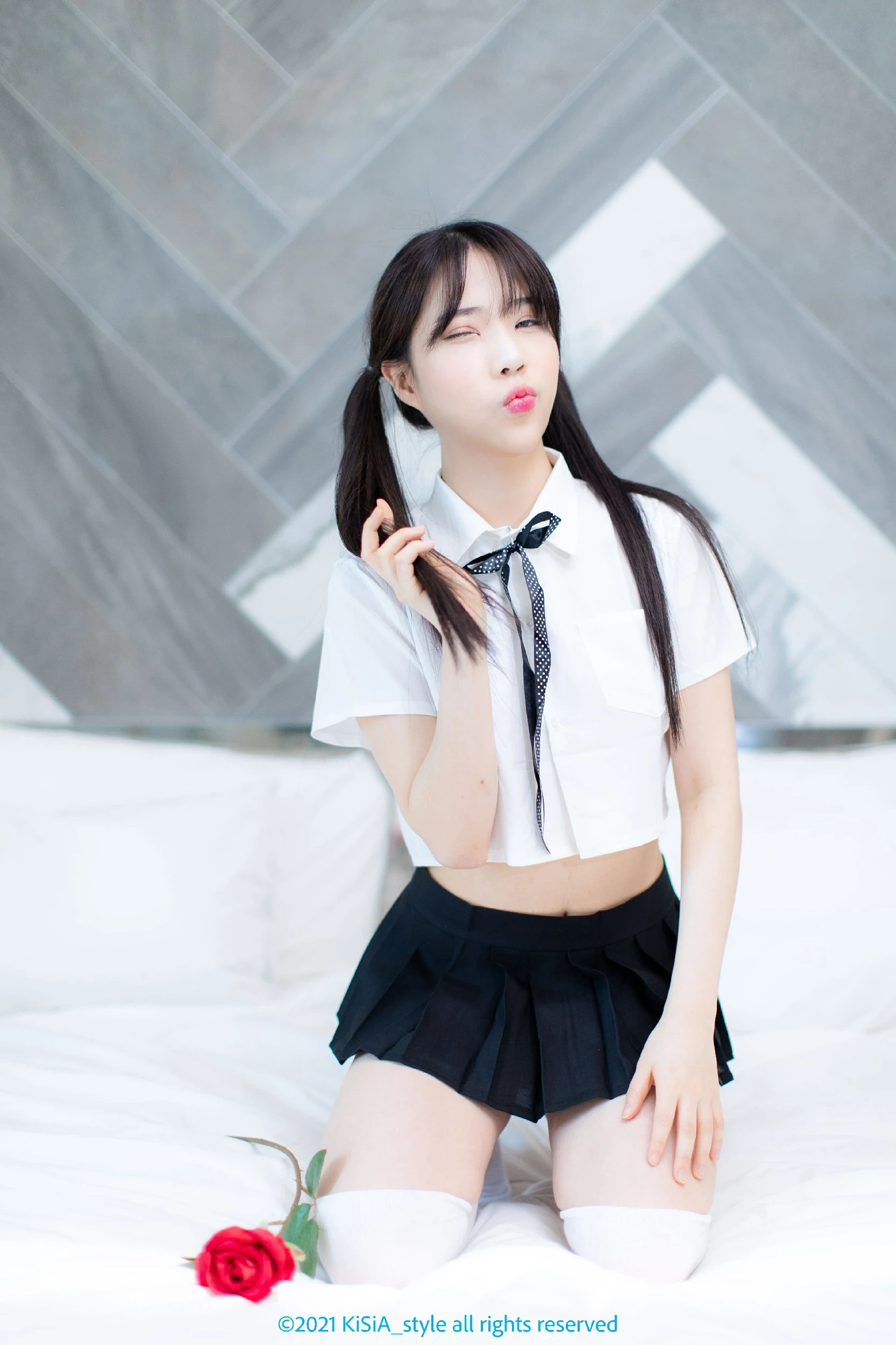 [KiSiA] Eunha [은하] - ft. Schoolgirl [90P]