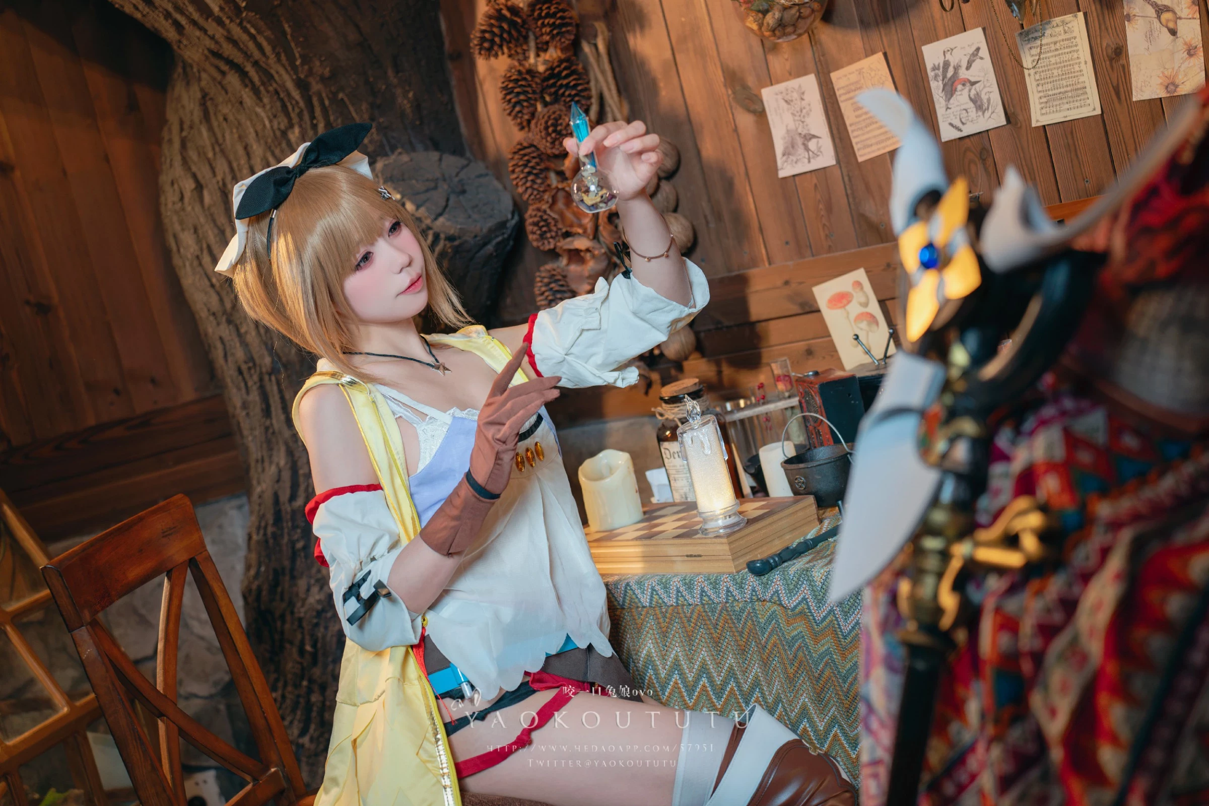 Coser@黏黏团子兔 -  莱莎的秘密工坊’&和我交往吗 [53P]