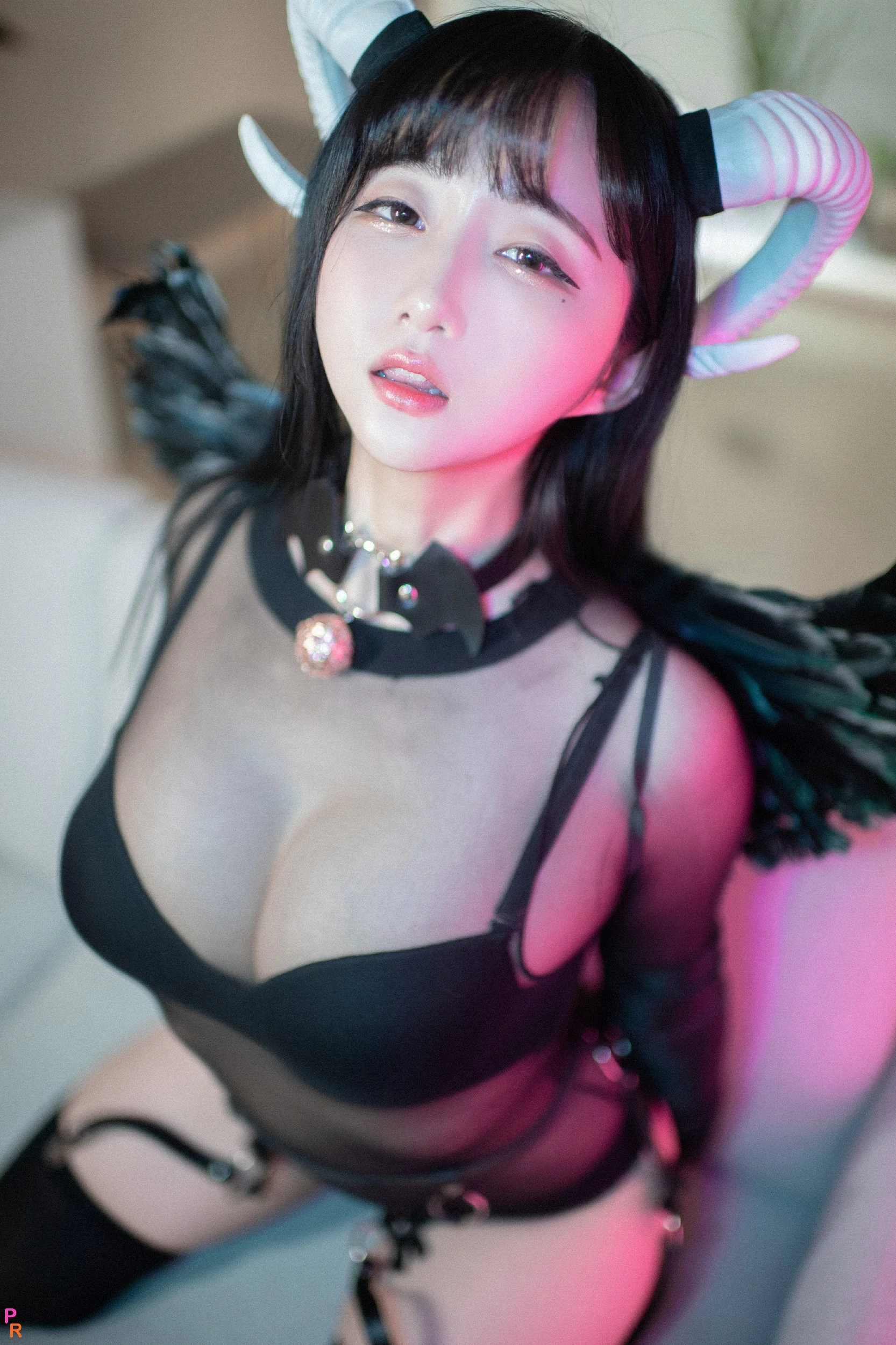 [PINK] Han Jina [한지나] - Succubus [109P]