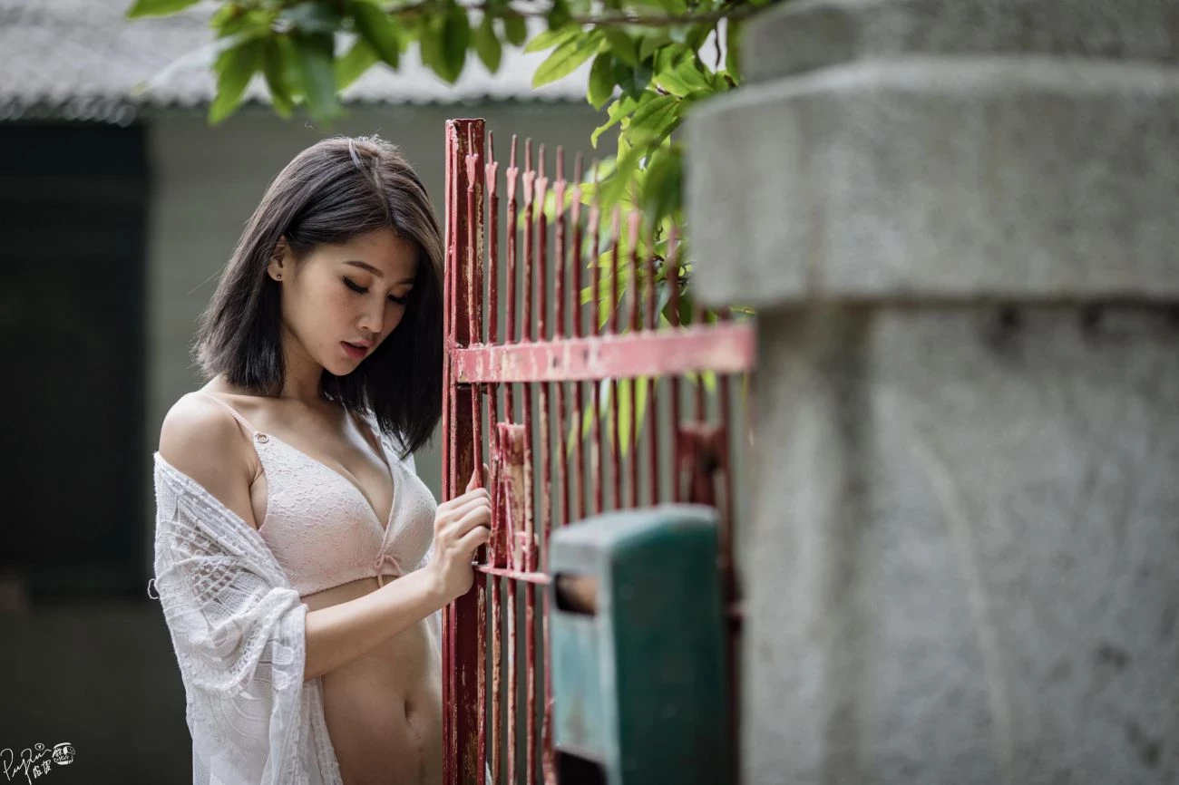 美腿高跟鞋外拍 Beautiful sweet girl Pee Chang [85P]