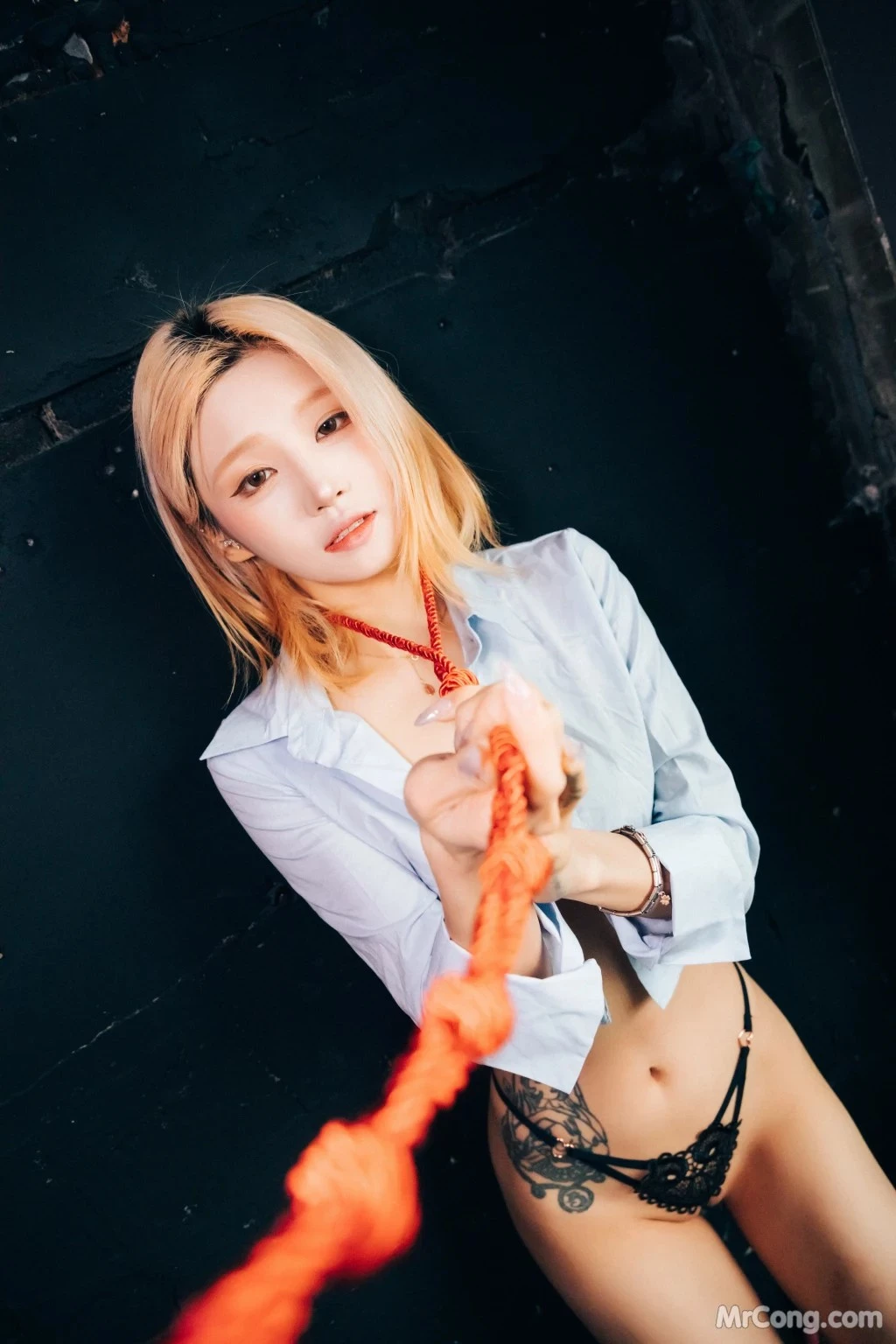 Taeri Enslave [81P]