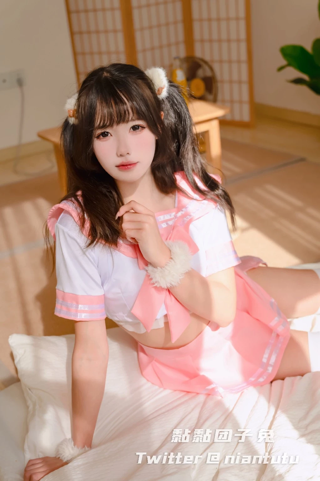 Coser@黏黏团子兔 - JK [60P]