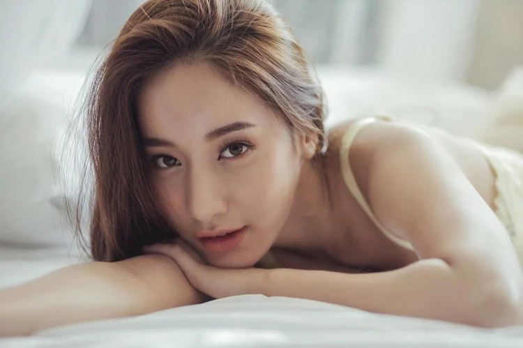 这样的超胸新娘 哪个男人不爱？~Pichana Yoosuk[mookpichana]