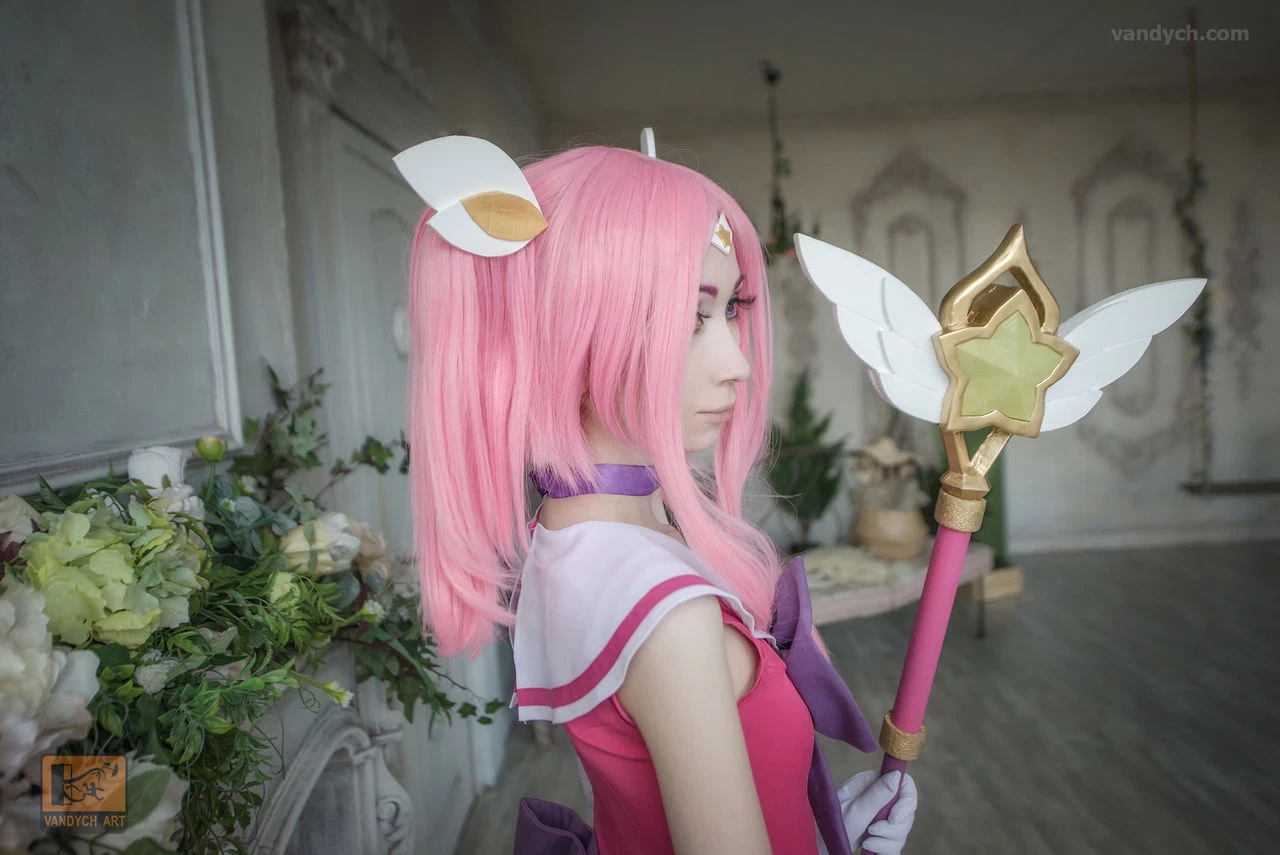 Vandych - Star Guardian Lux