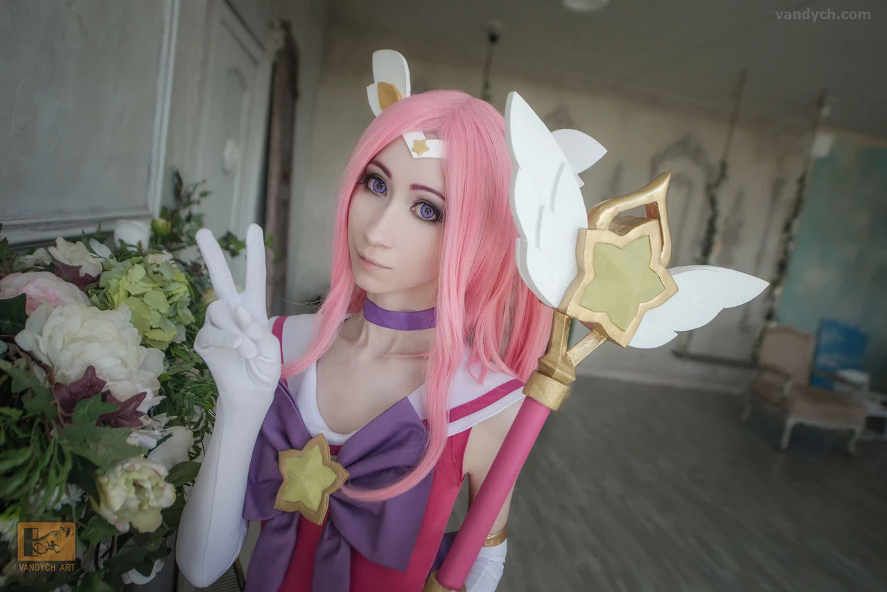 Vandych - Star Guardian Lux