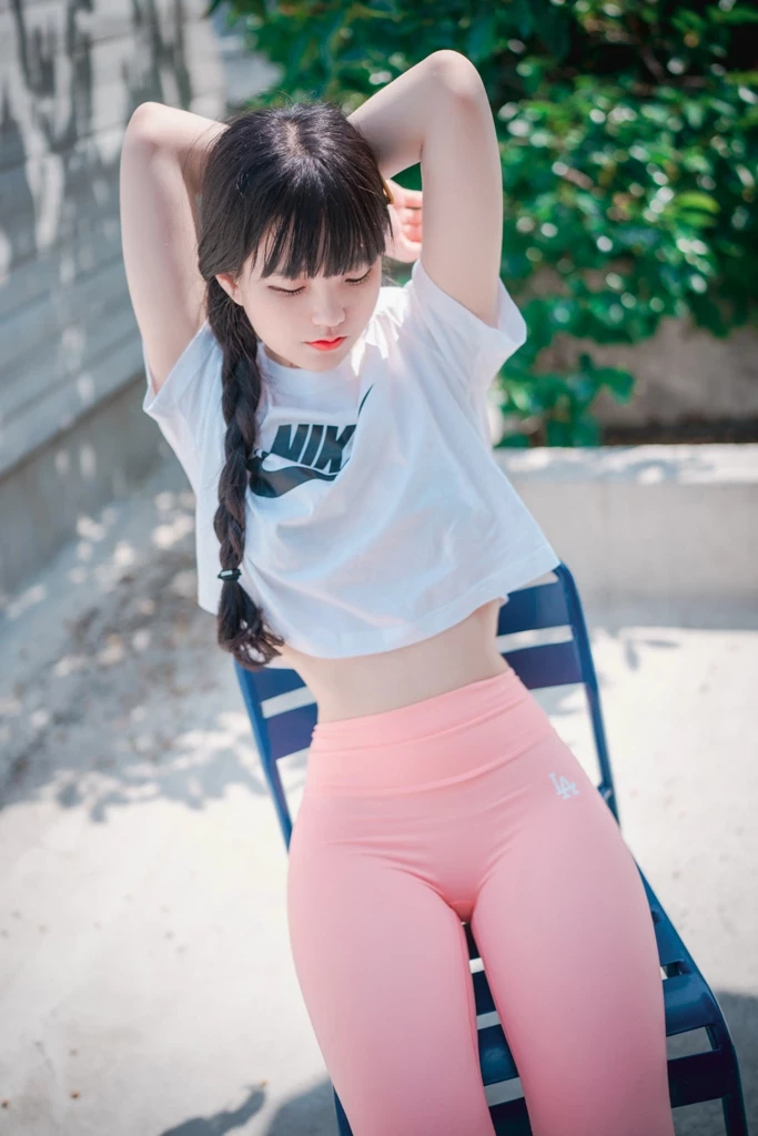 DJAWA Photo – Jeong Jenny [정제니] “Loose and Tight Pink” [159P]