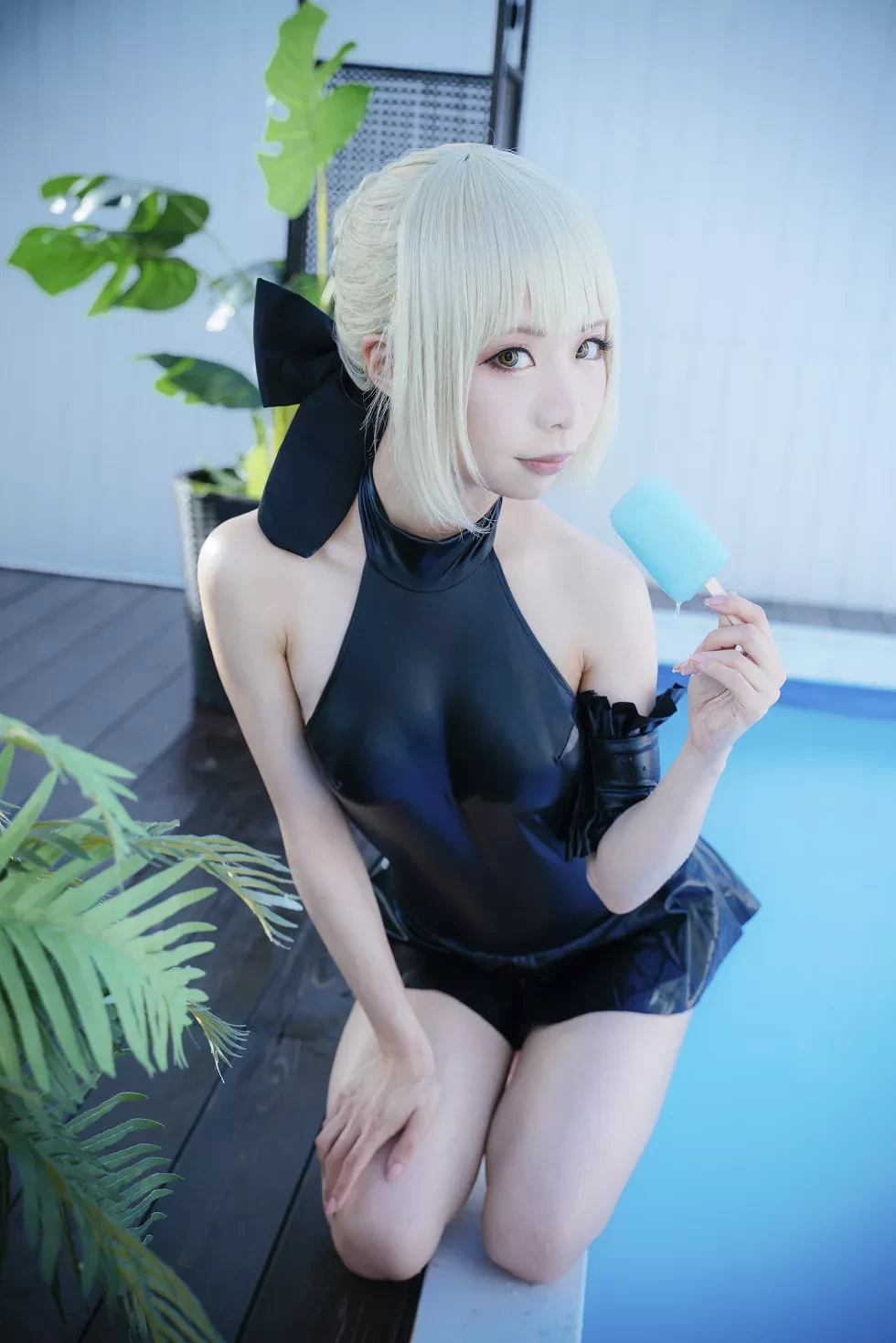 [Cosplay精选]《HeartBreak Morgan》吃雪糕的紧身衣妹子性感写真243P