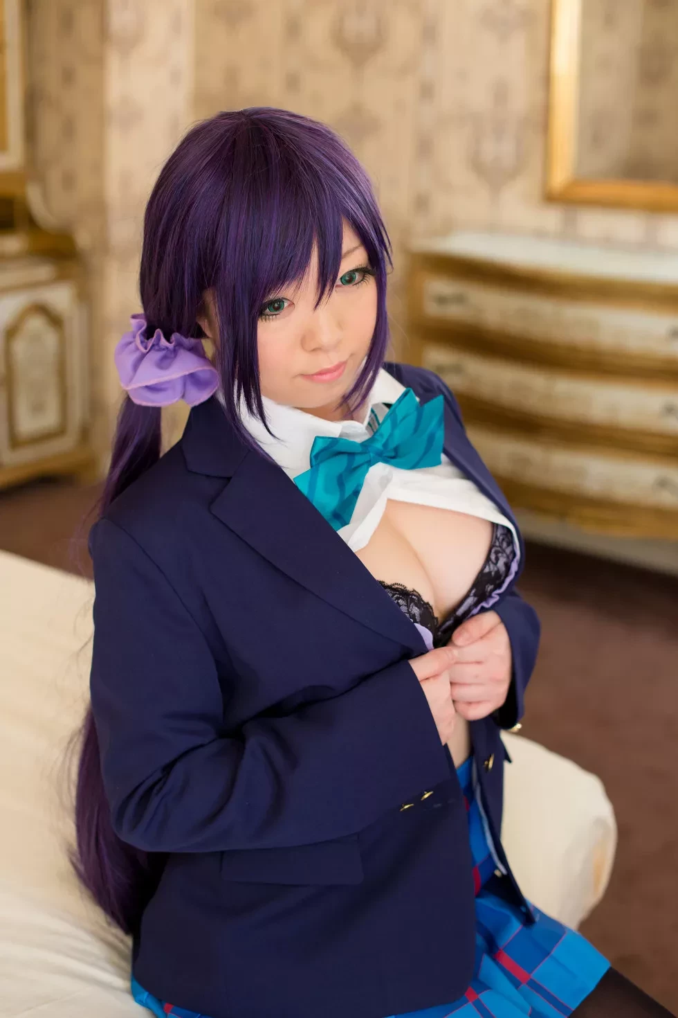 [Cosplay精选]COS正片《は紫や》图集丰满美少女粉红薄纱裙秀豪乳写真200P