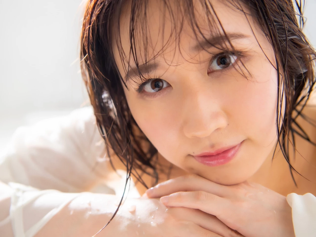 成海美雨 オフィシャルヌード写真集 Silky [120P]