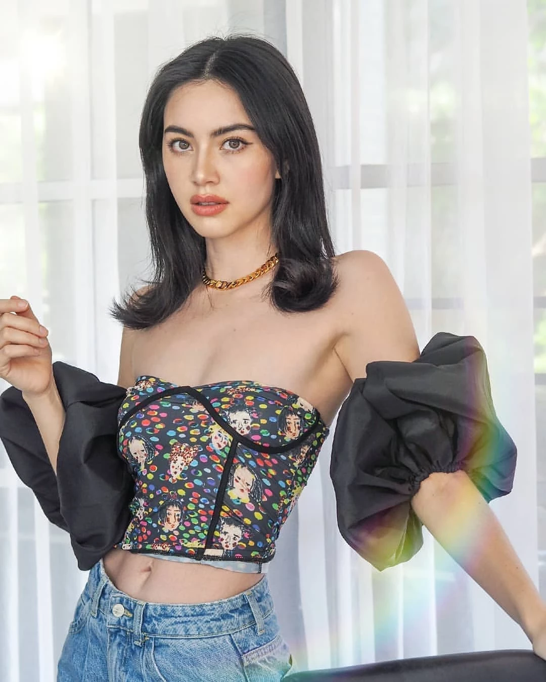 泰国／比利时混血第一美女“Davika Hoorne”深邃电眼令人倾心