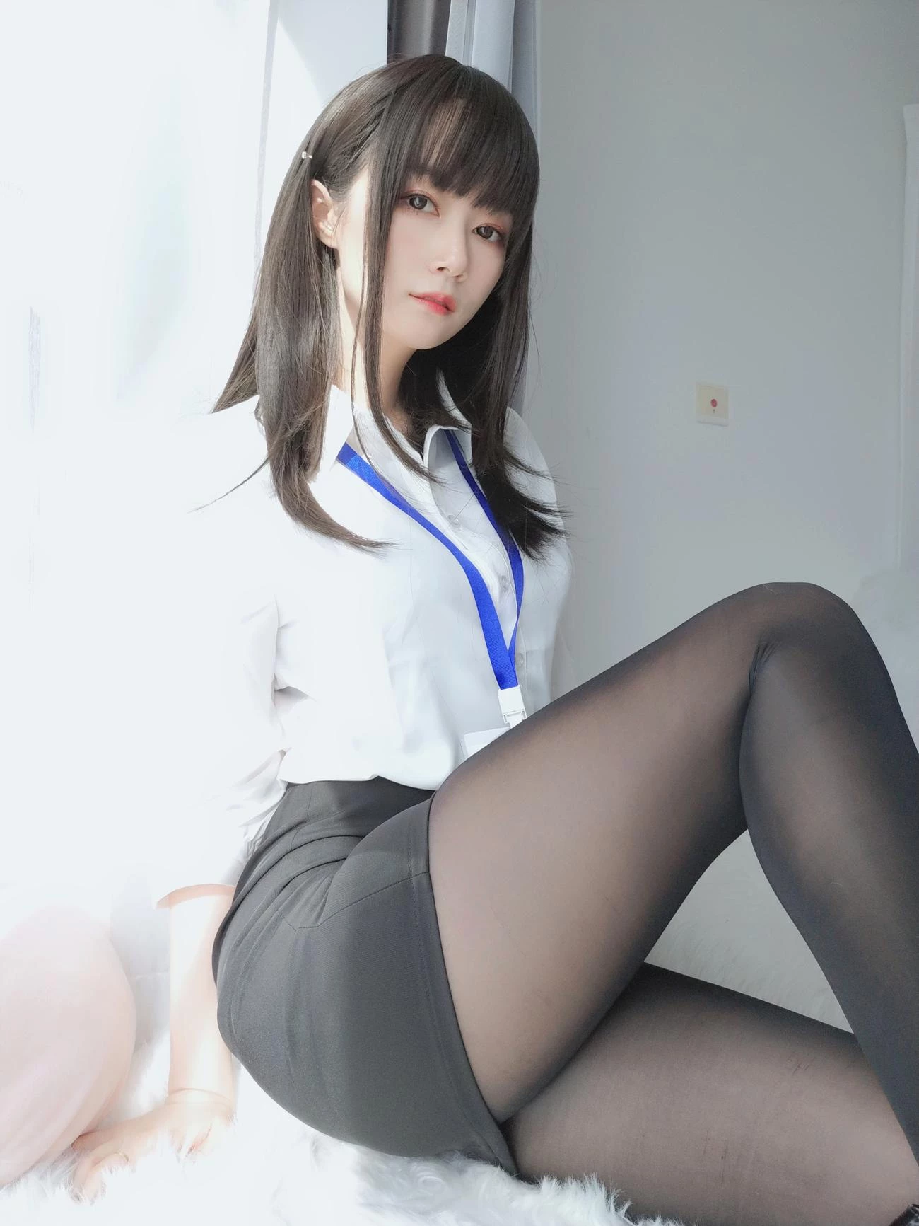 白银81 制服 [121P]