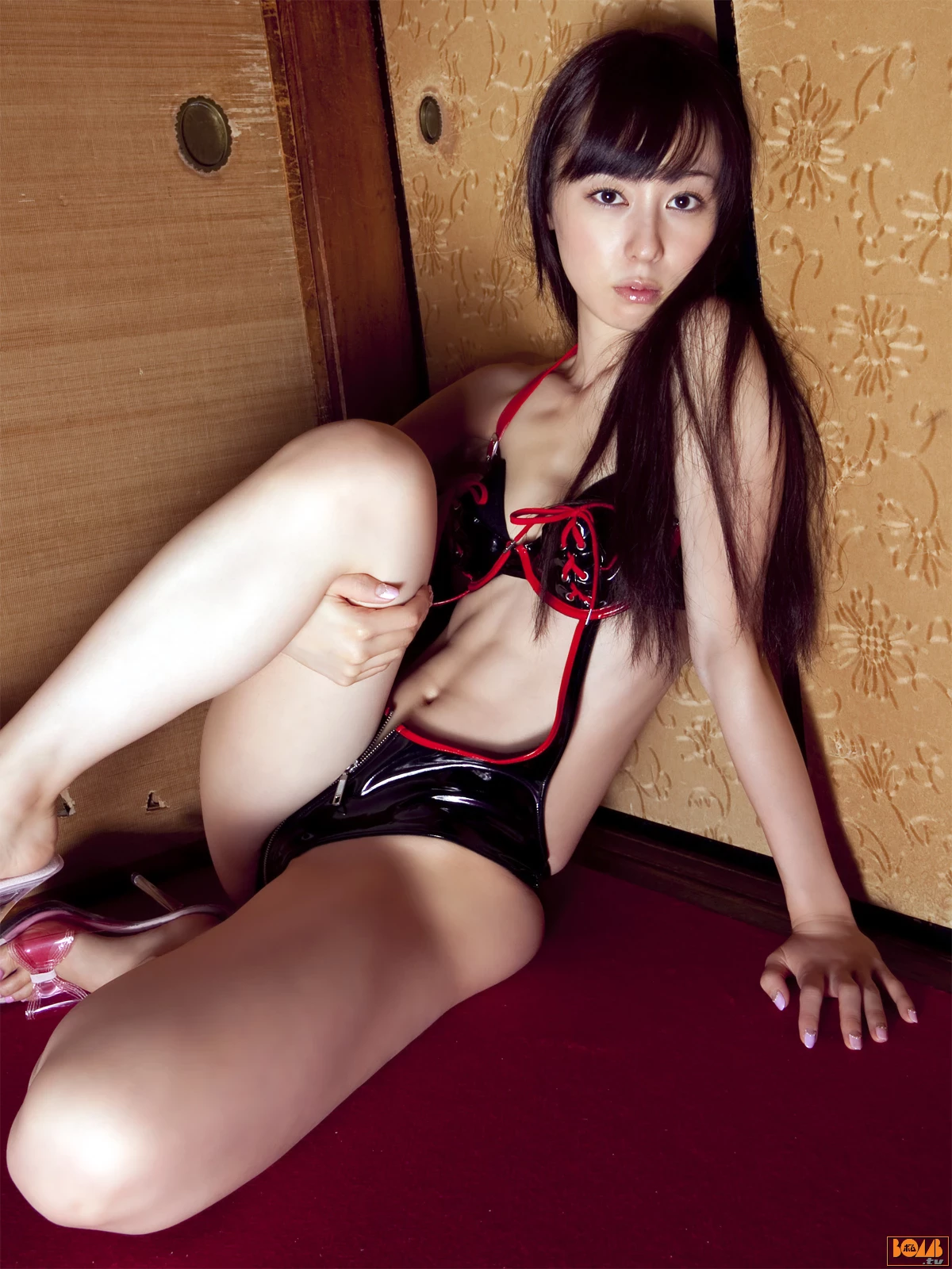 2009.11 Rina Akiyama [90P]