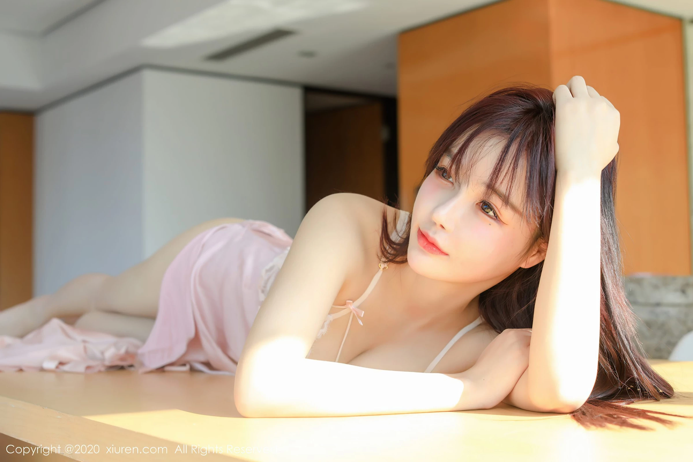 [Xiuren秀人网系列]2020.10.19 No.2666 南初妹妹 完整版无水印写真[45P]