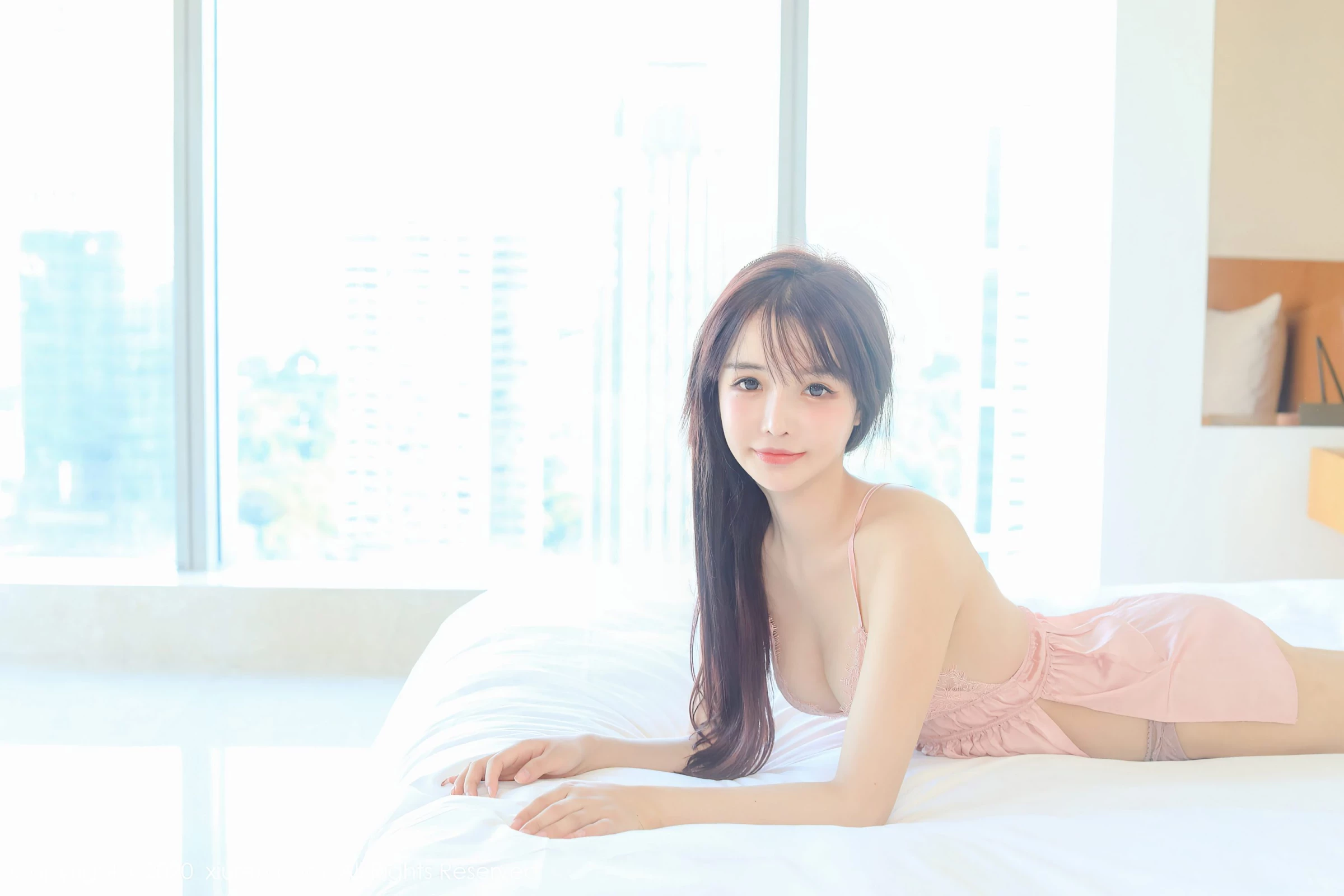 [Xiuren秀人网系列]2020.10.19 No.2666 南初妹妹 完整版无水印写真[45P]