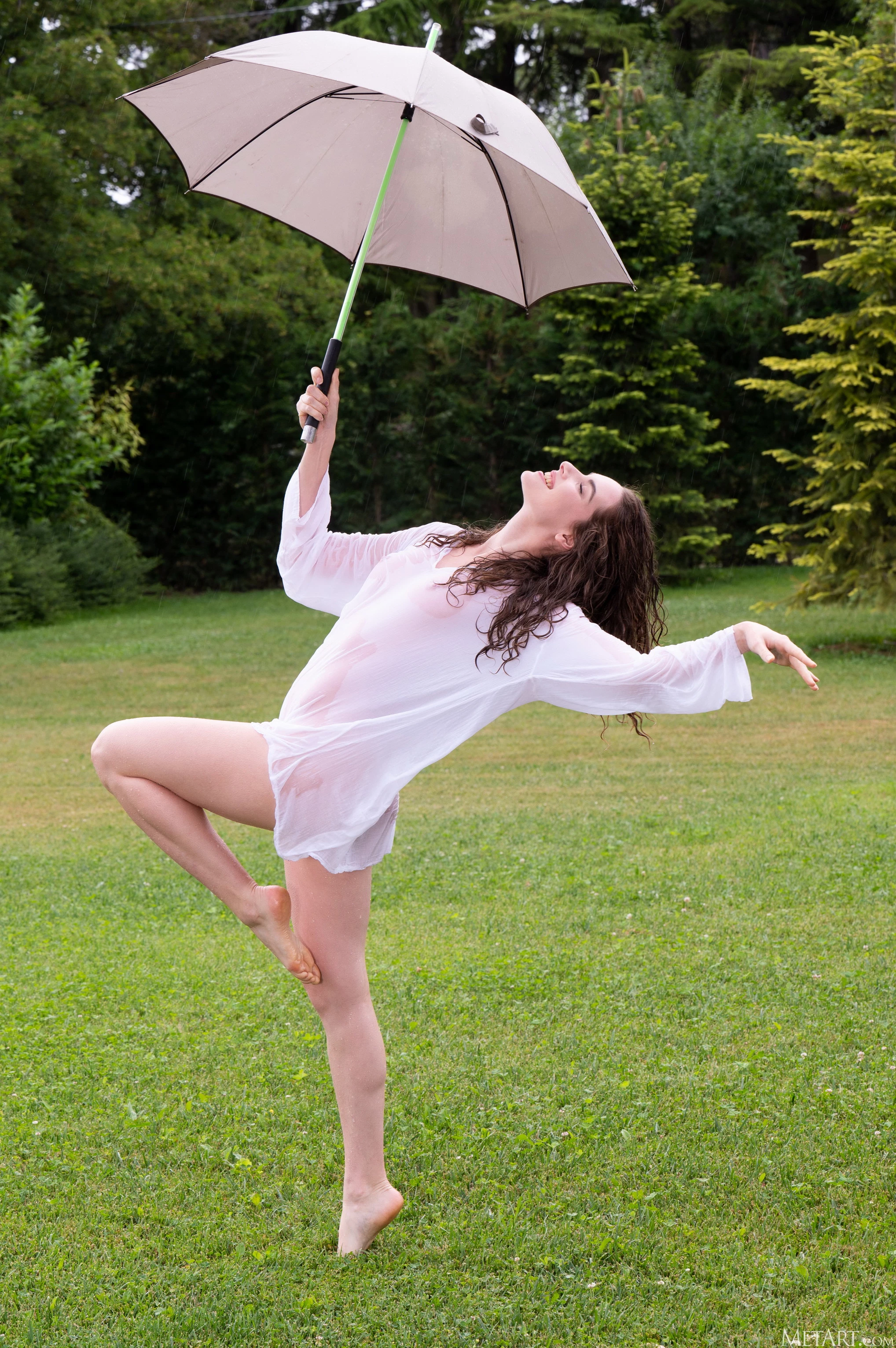 Guinevere Huney in Rain Dance [83P]