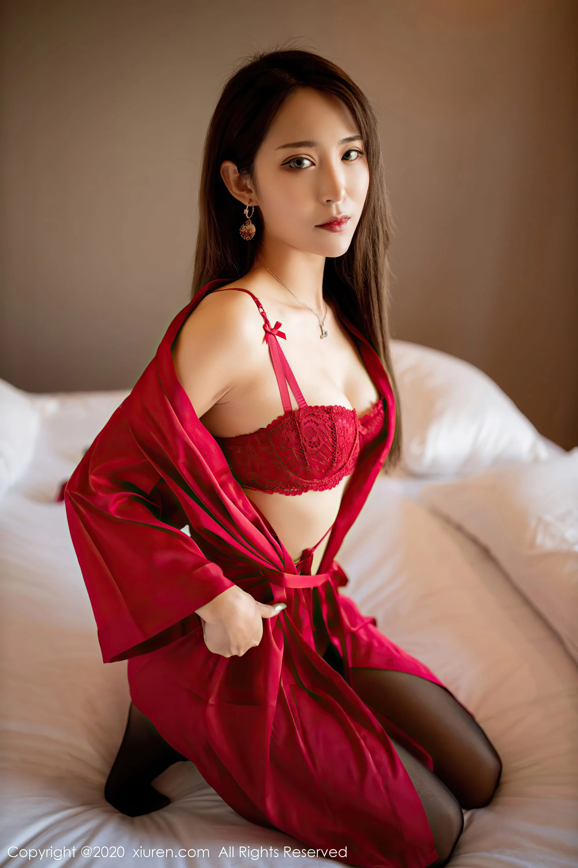 [Xiuren秀人网系列]2020.10.23 No.2691周慕汐baby完整版无水印写真[59P]