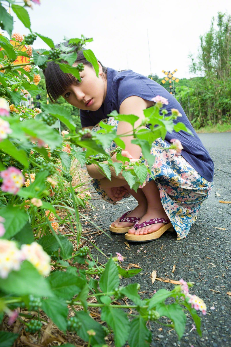 真野恵里菜2015.09.19 写真集 Escalation [418P]