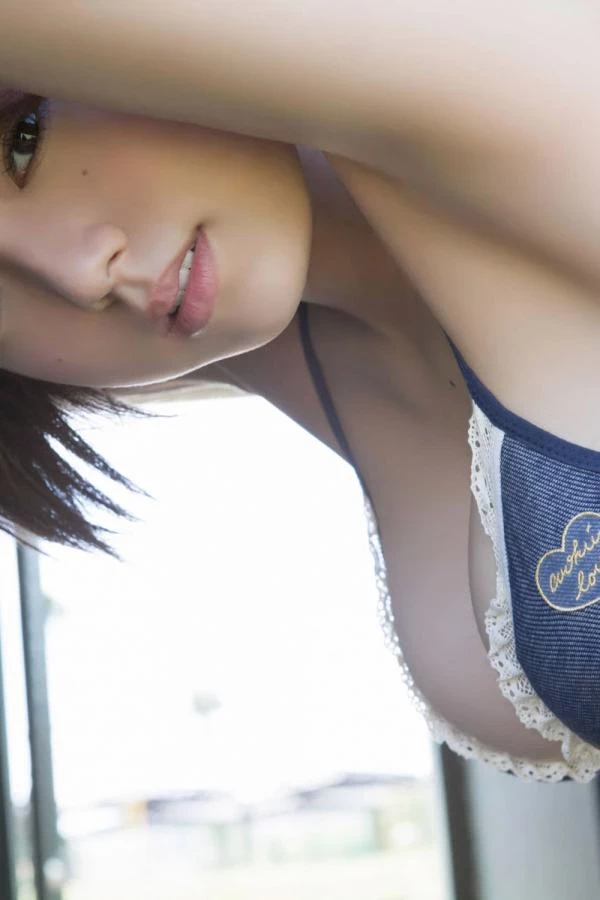 筱崎爱 [YS-Web] vol.680 Ai Shinozaki [100P]