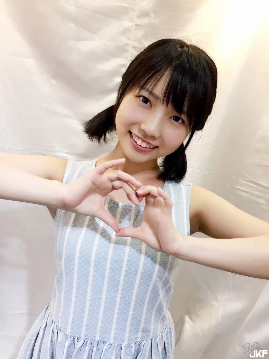 19岁处女AV美少女初次登场 戸田真琴