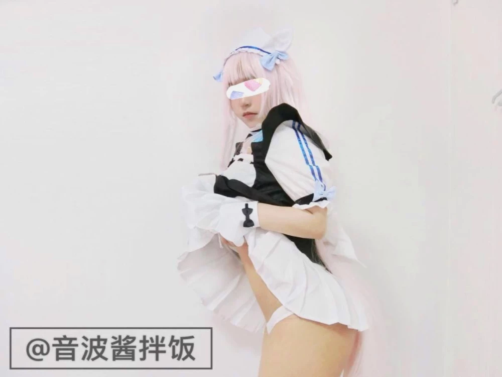 网络收藏-妹子白色大腿袜cosplay [45P]