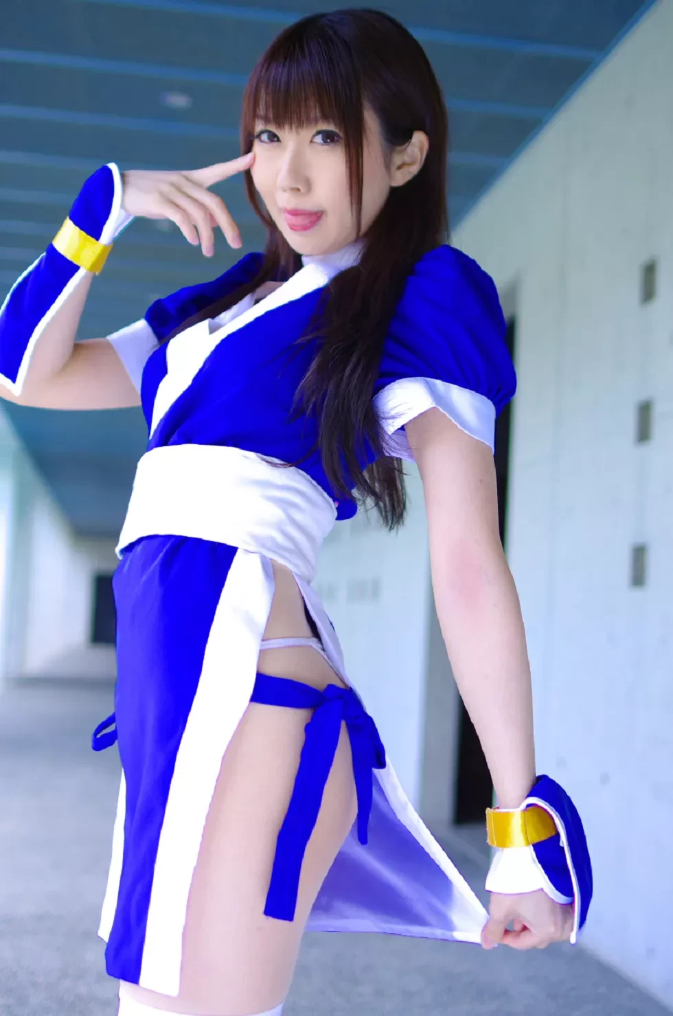 [Cosplay精选]COS正片《霞浪漫》美女武士的白丝美腿性感写真337P