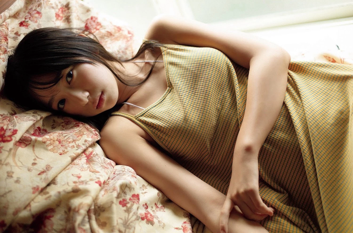 本间菜穂 [Weekly Playboy] 2023.01.09 No.01-02