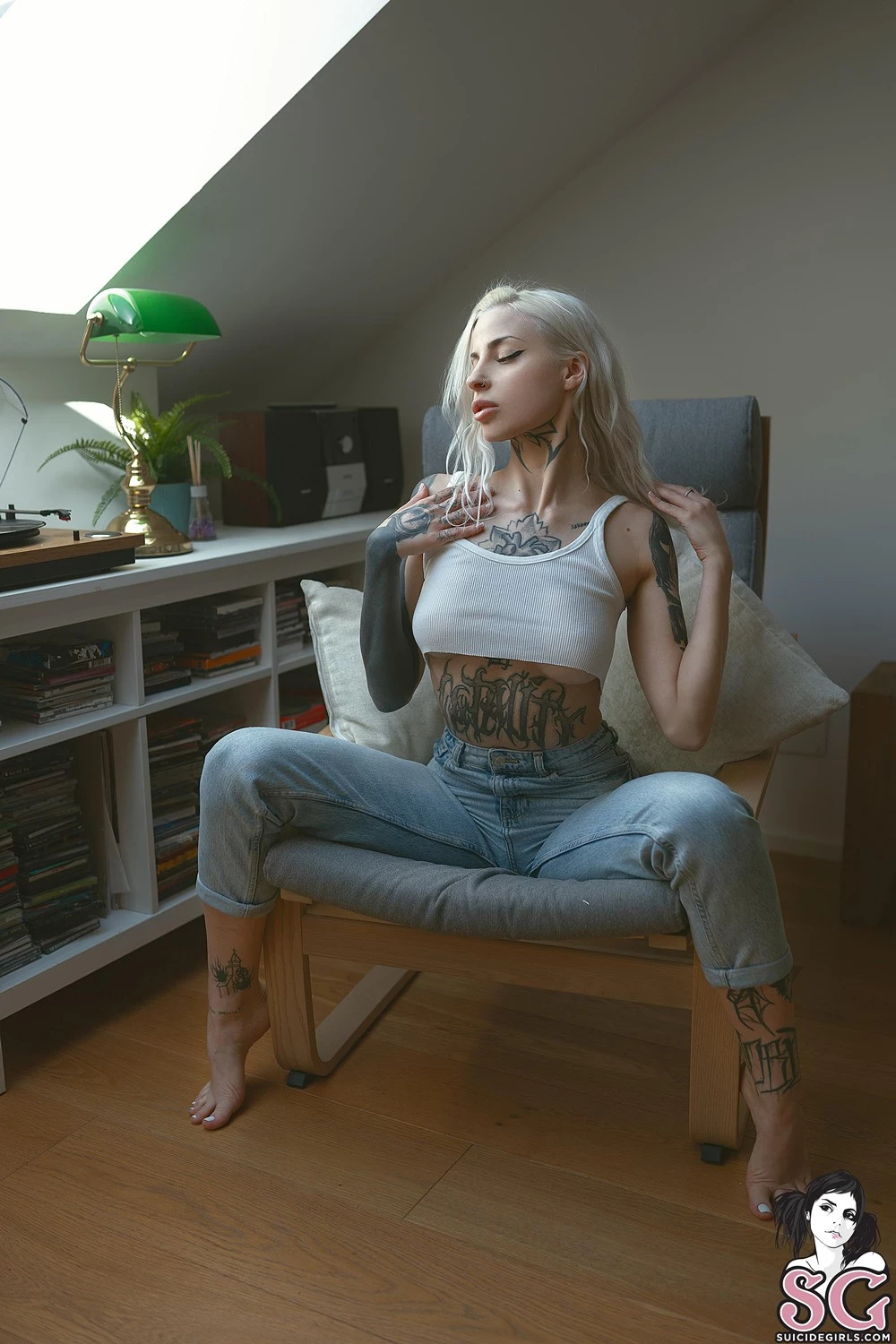 [Suicide Girls]Nov 05, 2024 - Blackoblivion - Blue Jeans[56P]