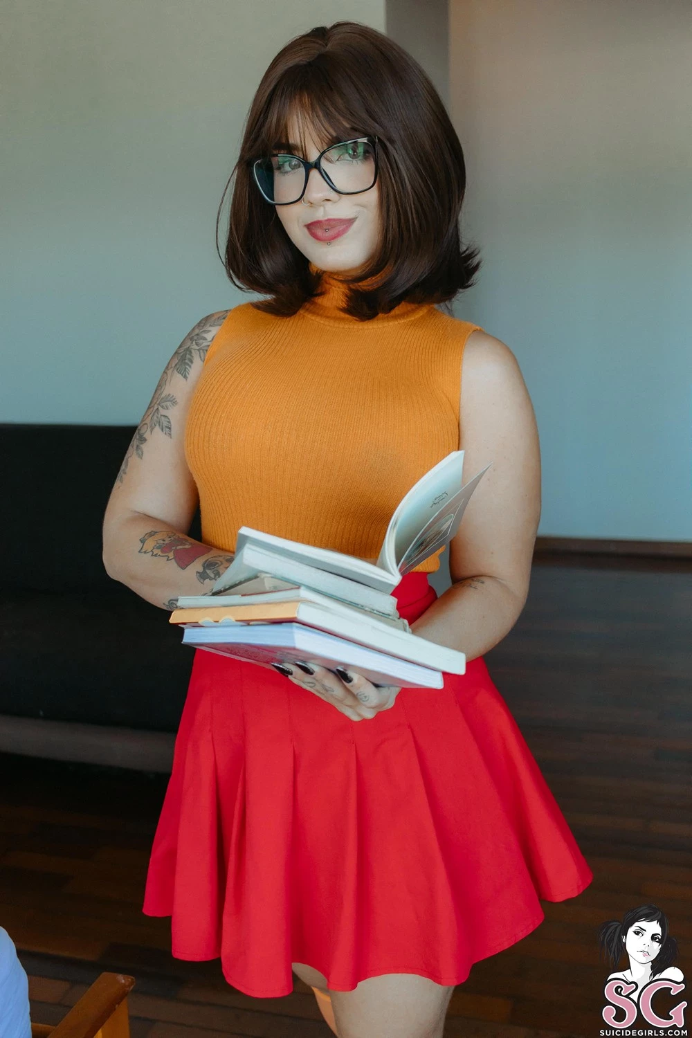 [Suicide Girls]Nov 11, 2024 - Foxyy - Clumsy Velma[48P]