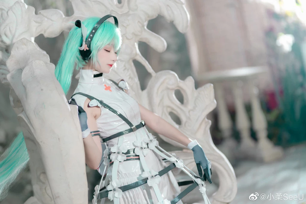 初音未來SEGA音游鳥籠ver.cos 初音ミク MIKU @小柔SeeU [11P]