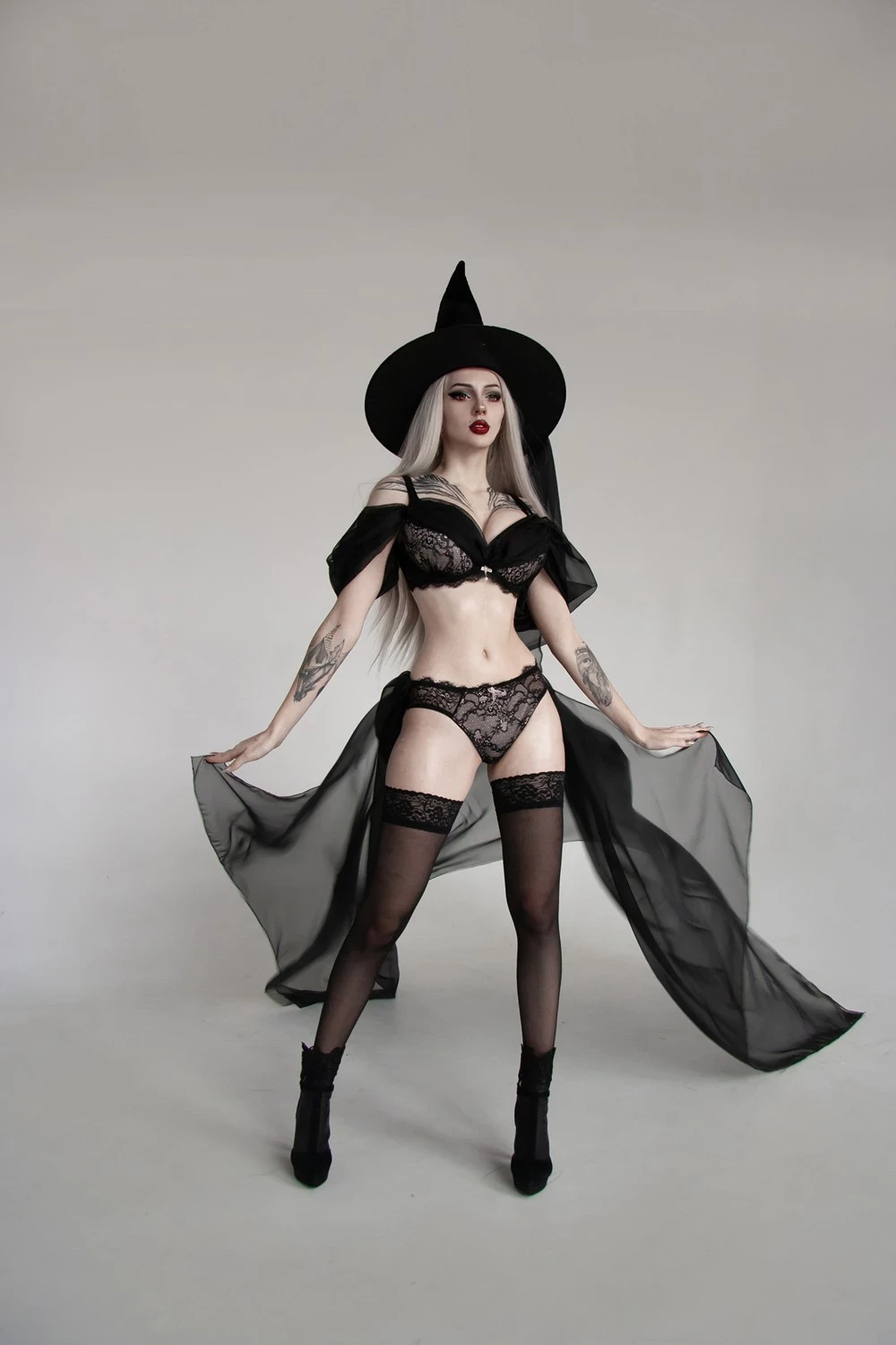 Alin Ma Xenon_ne - Halloween Witch