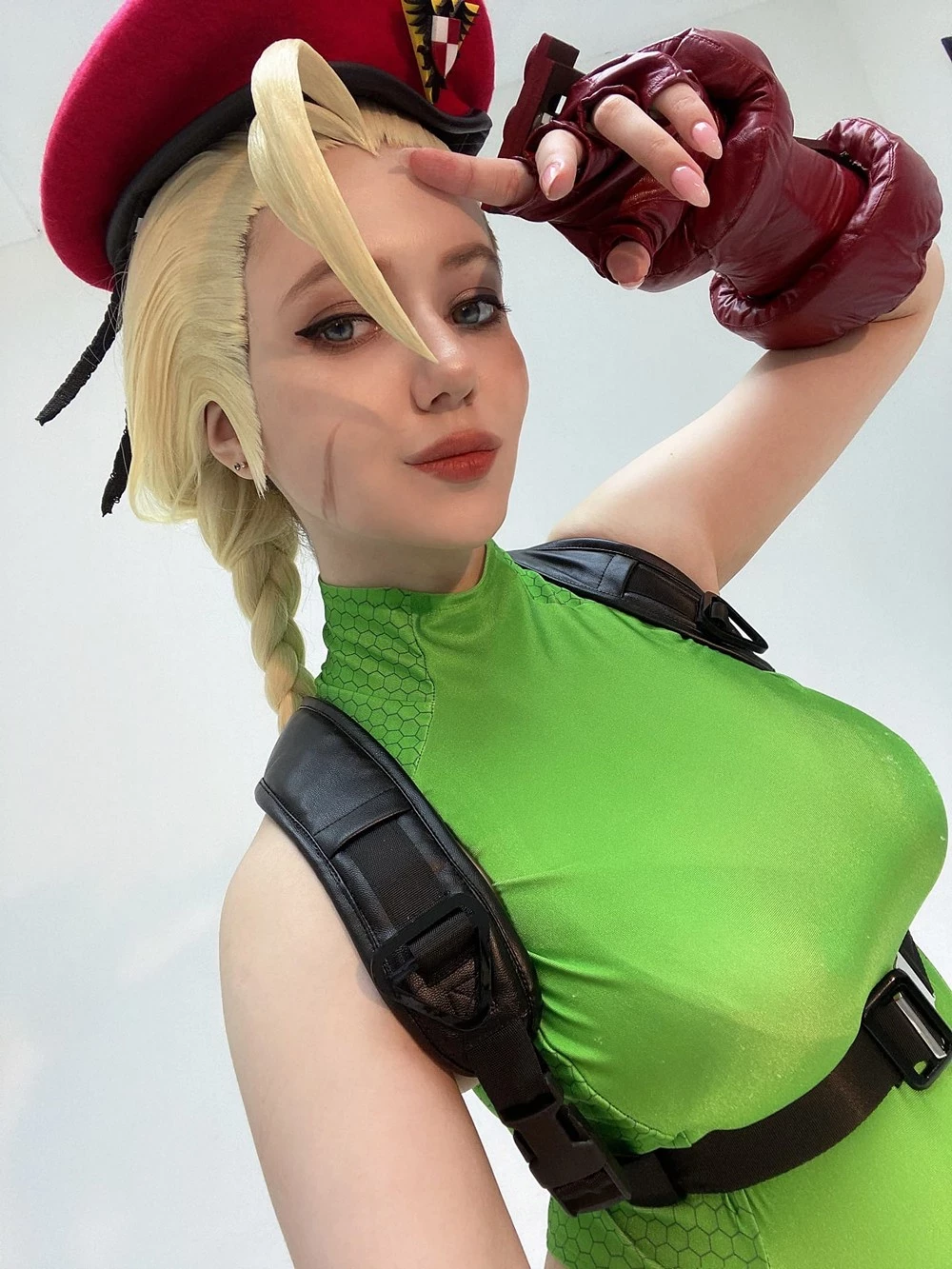 Alina Becker - Cammy