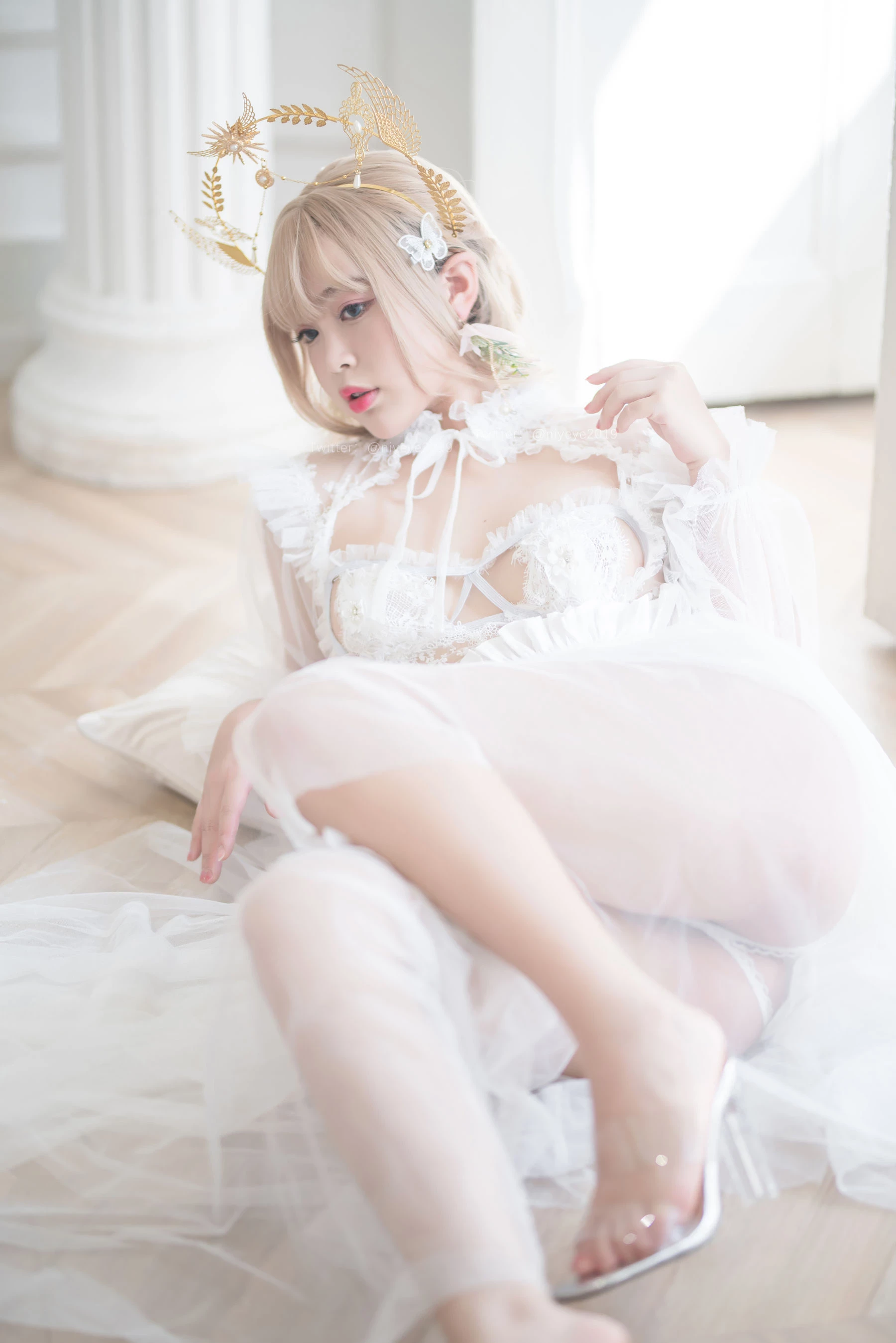 [Cosplay] 萌系小姐姐-白燁珍珠花嫁 [62P]