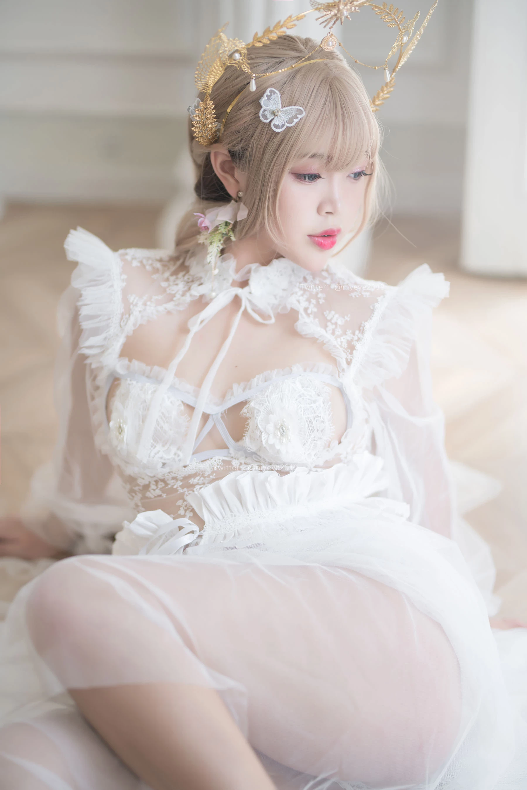 [Cosplay] 萌系小姐姐-白燁珍珠花嫁 [62P]