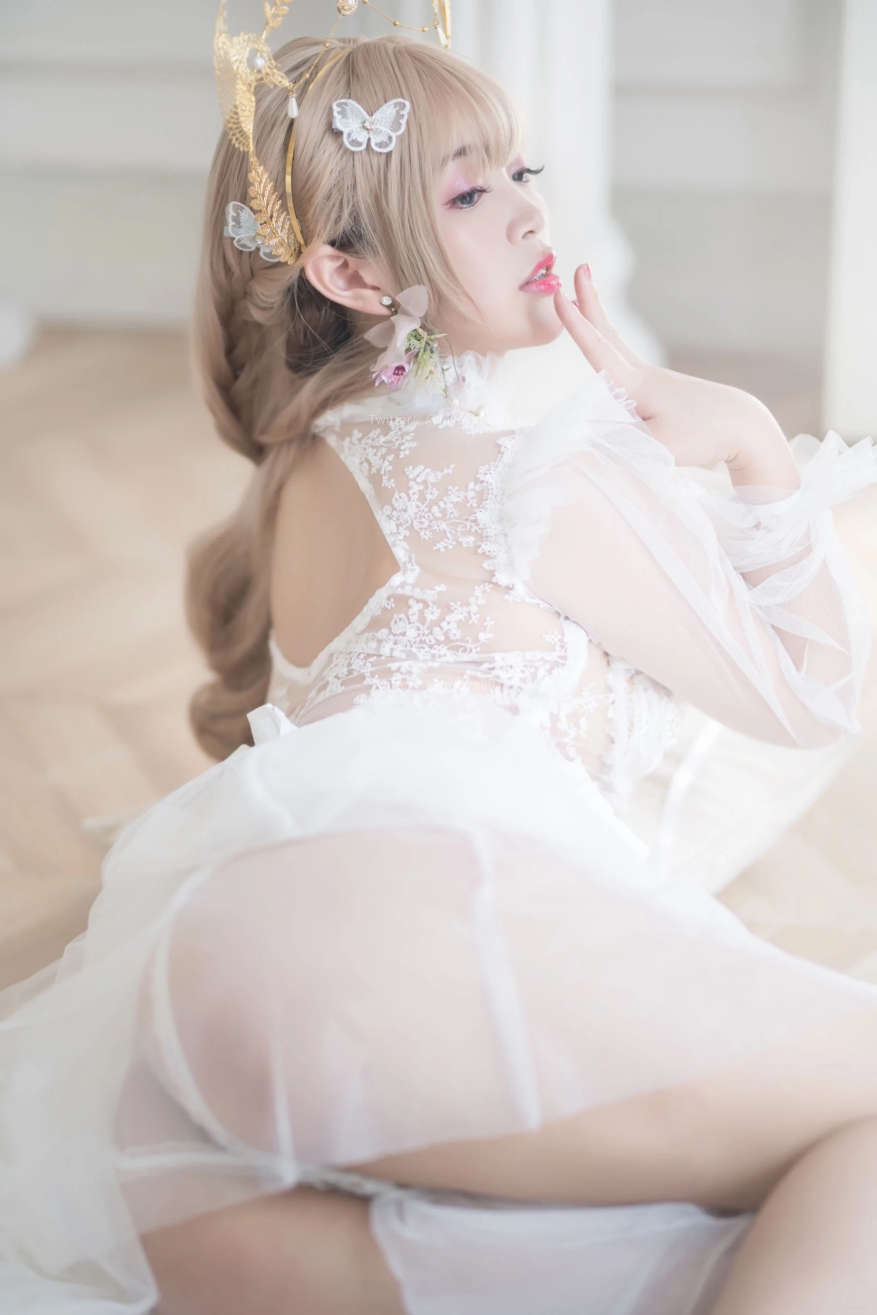 [Cosplay] 萌系小姐姐-白燁珍珠花嫁 [62P]