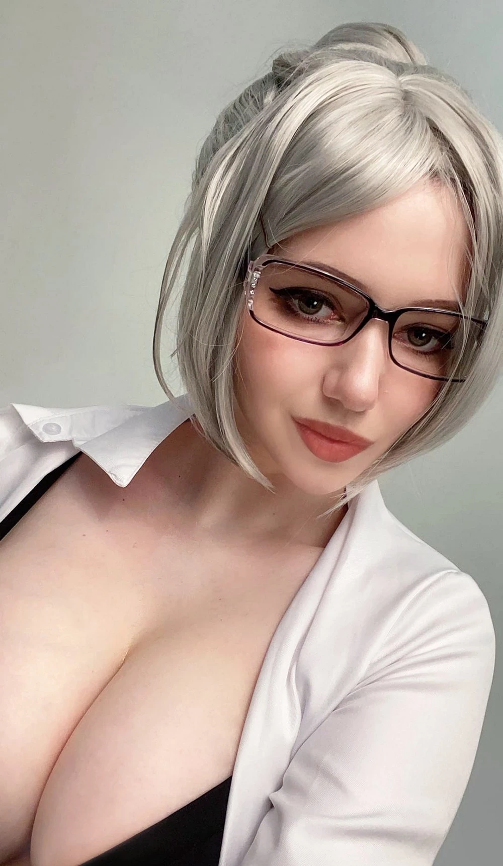 Alina Becker - Meiko Shiraki